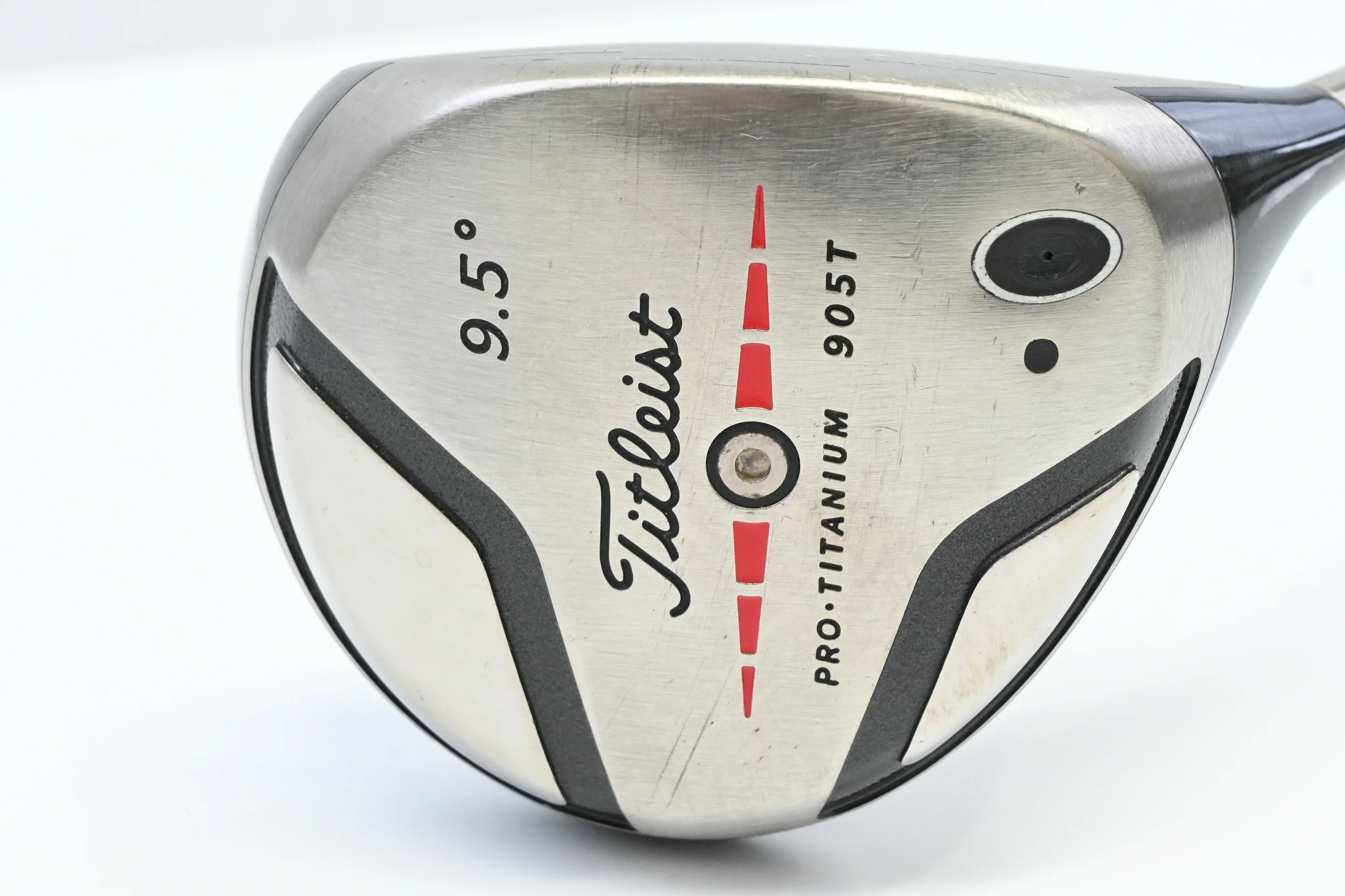 Titleist 905 T Driver / 9.5 Degree / Stiff Flex Graphite Design YS-6+ Shaft - Image 2