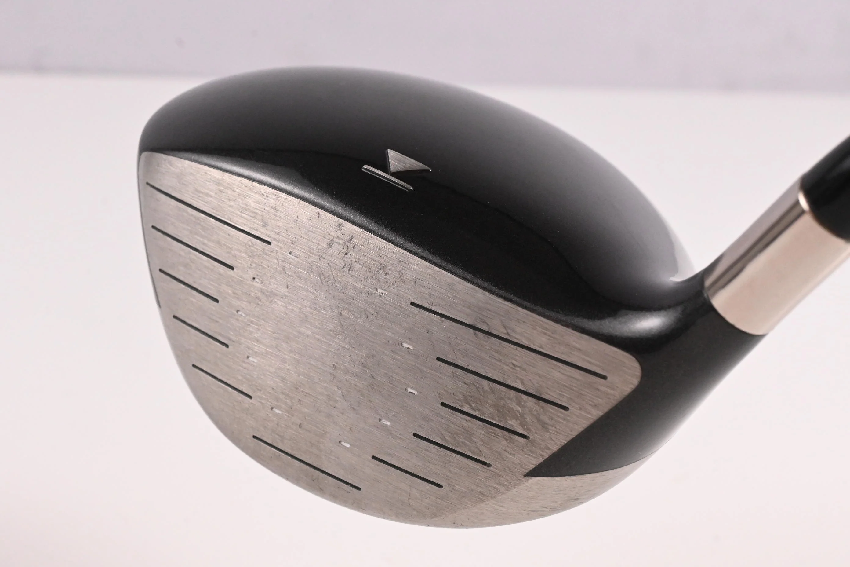 Titleist 905 T Driver / 9.5 Degree / Stiff Flex Aldila NV Green 65 Shaft - Image 4
