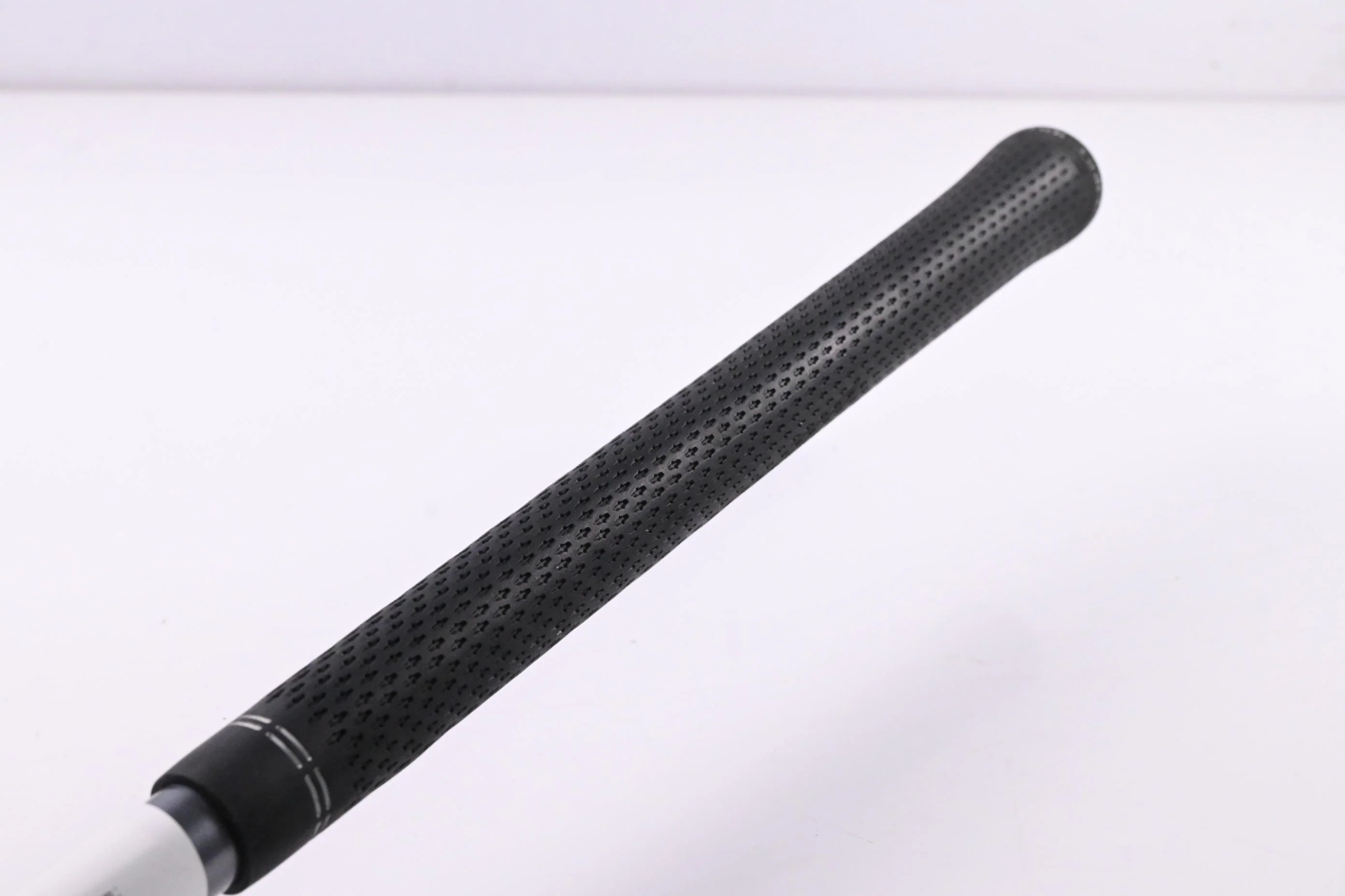 Titleist 907 D1 Driver / 11.5 Degree / Regular Flex Graffaloy Pro Custom Shaft - Image 9