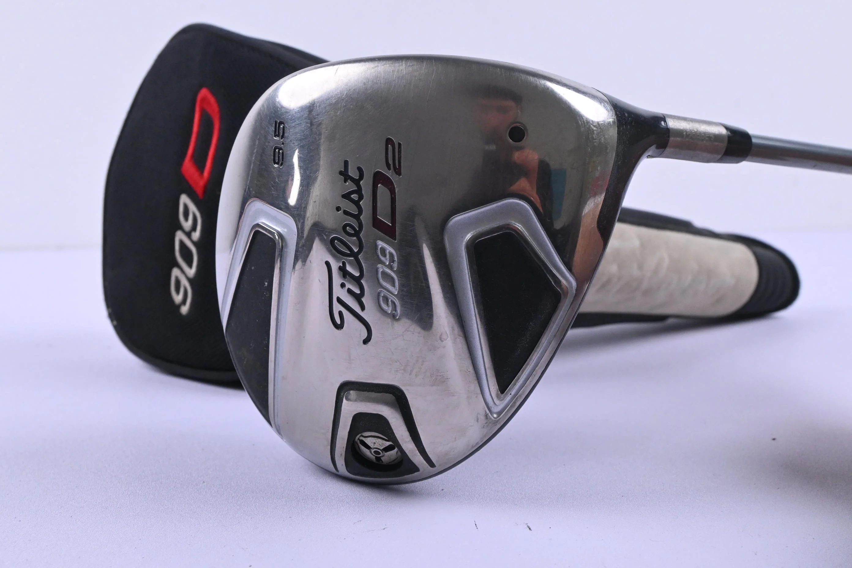 Titleist 909 D2 Driver / 9.5 Degree / Stiff Flex Diamana 65 Shaft - Image 2