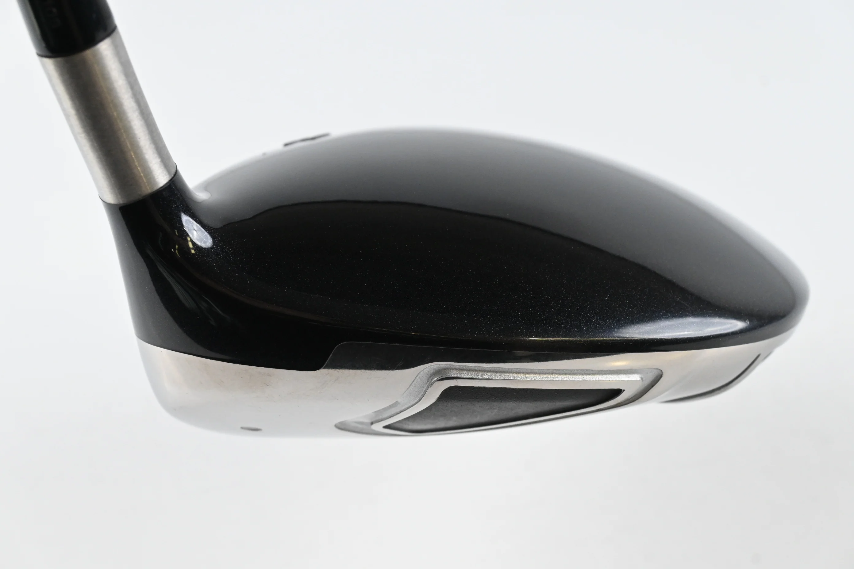 Titleist 909 D2 Driver / 10.5 Degree / Regular Flex Diamana 65 Shaft - Image 5