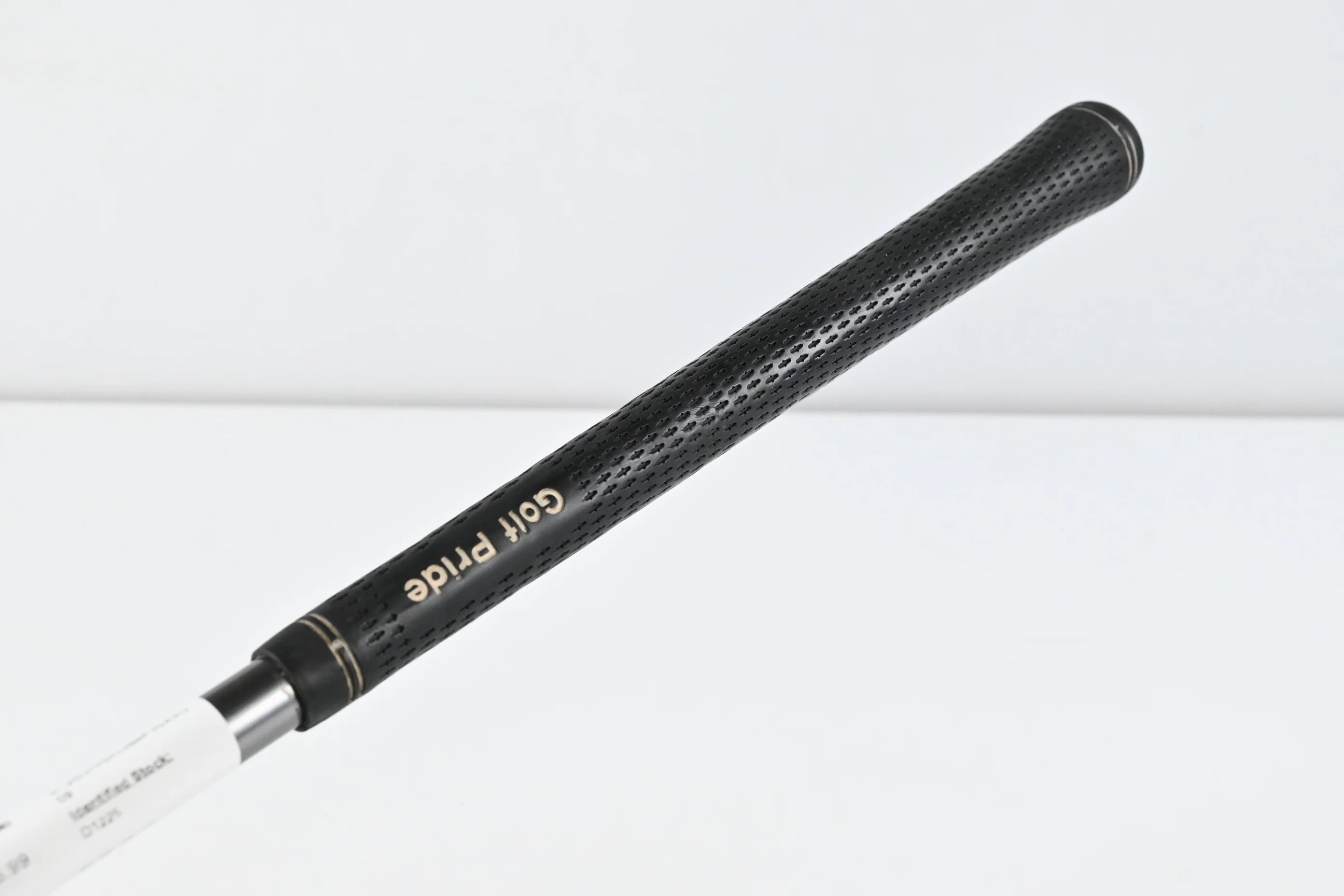 Titleist 909 D2 Driver / 10.5 Degree / Regular Flex Diamana 65 Shaft - Image 8