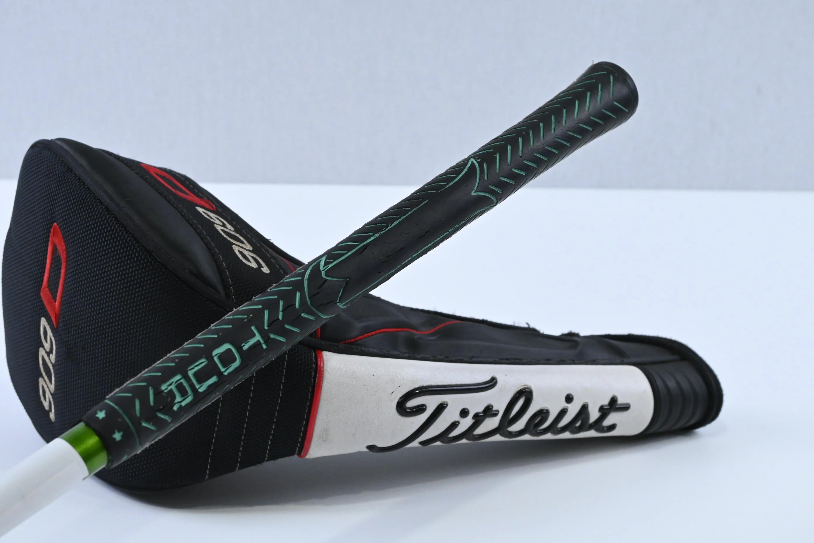 Titleist 909 D2 Driver / 9.5 Degree / X-Flex Aldila Trinity 65 Shaft - Image 8
