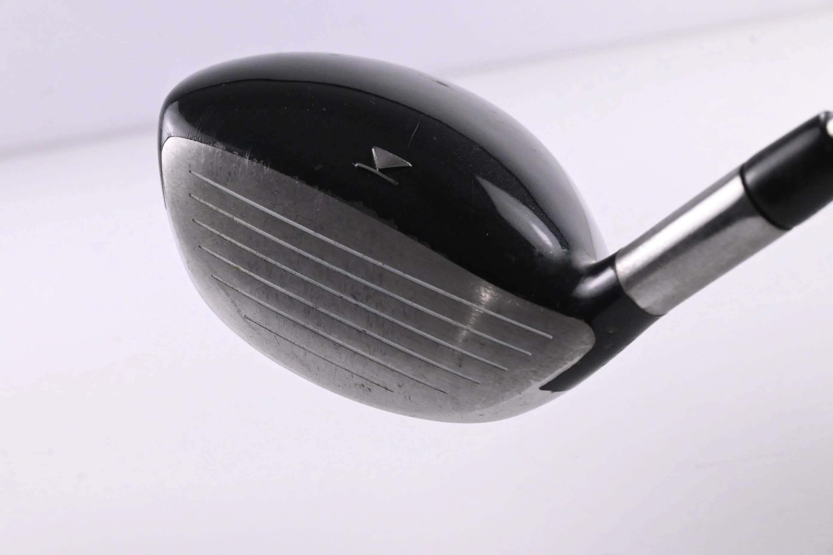Titleist 909 F3 #3 Wood / 13 Degree / Stiff Flex Dynamic Gold S300 Shaft - Image 4
