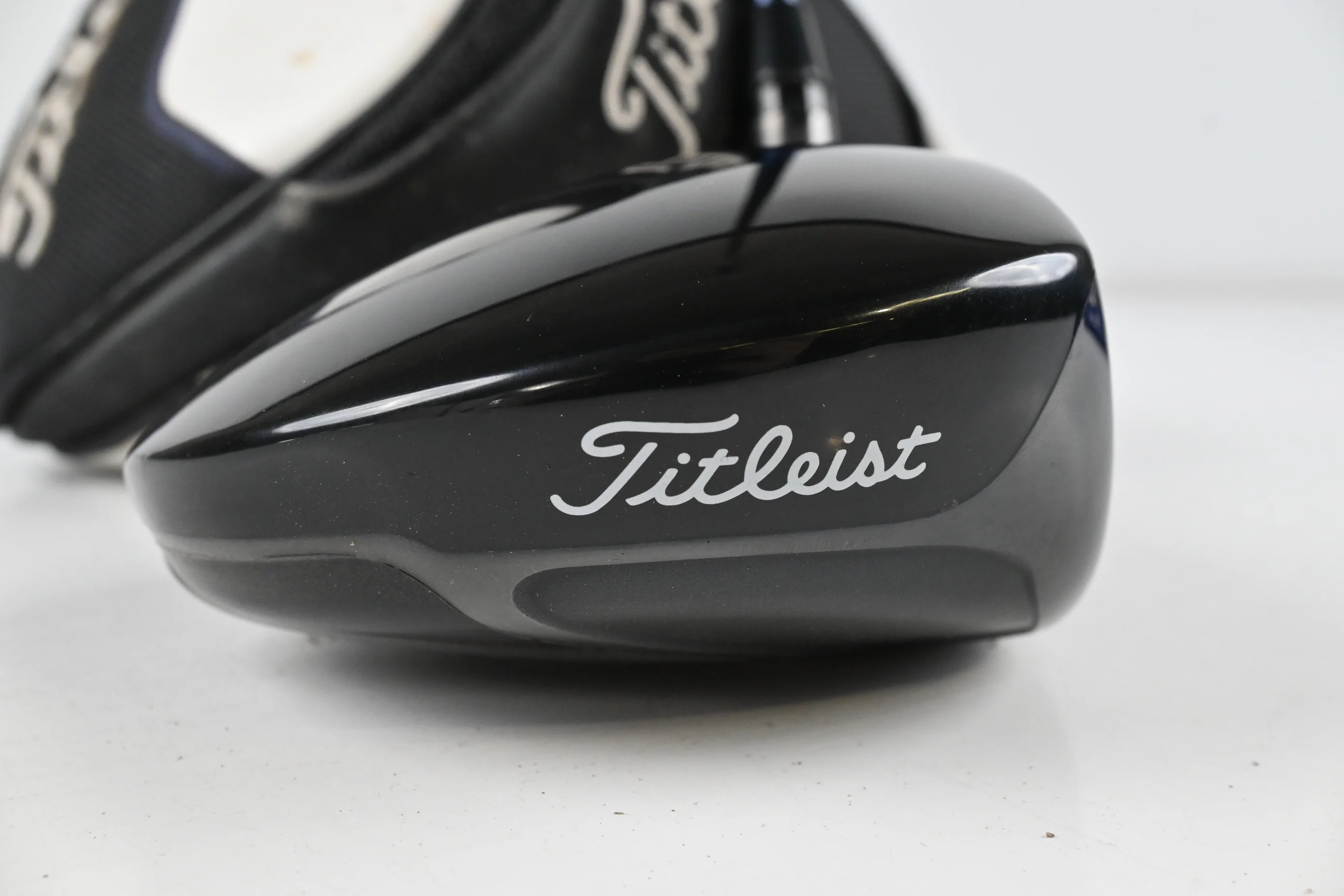 Titleist 910 D3 Driver / 8.5 Degree / Stiff Flex Diamana Kai'li Blue 65 Shaft - Image 3