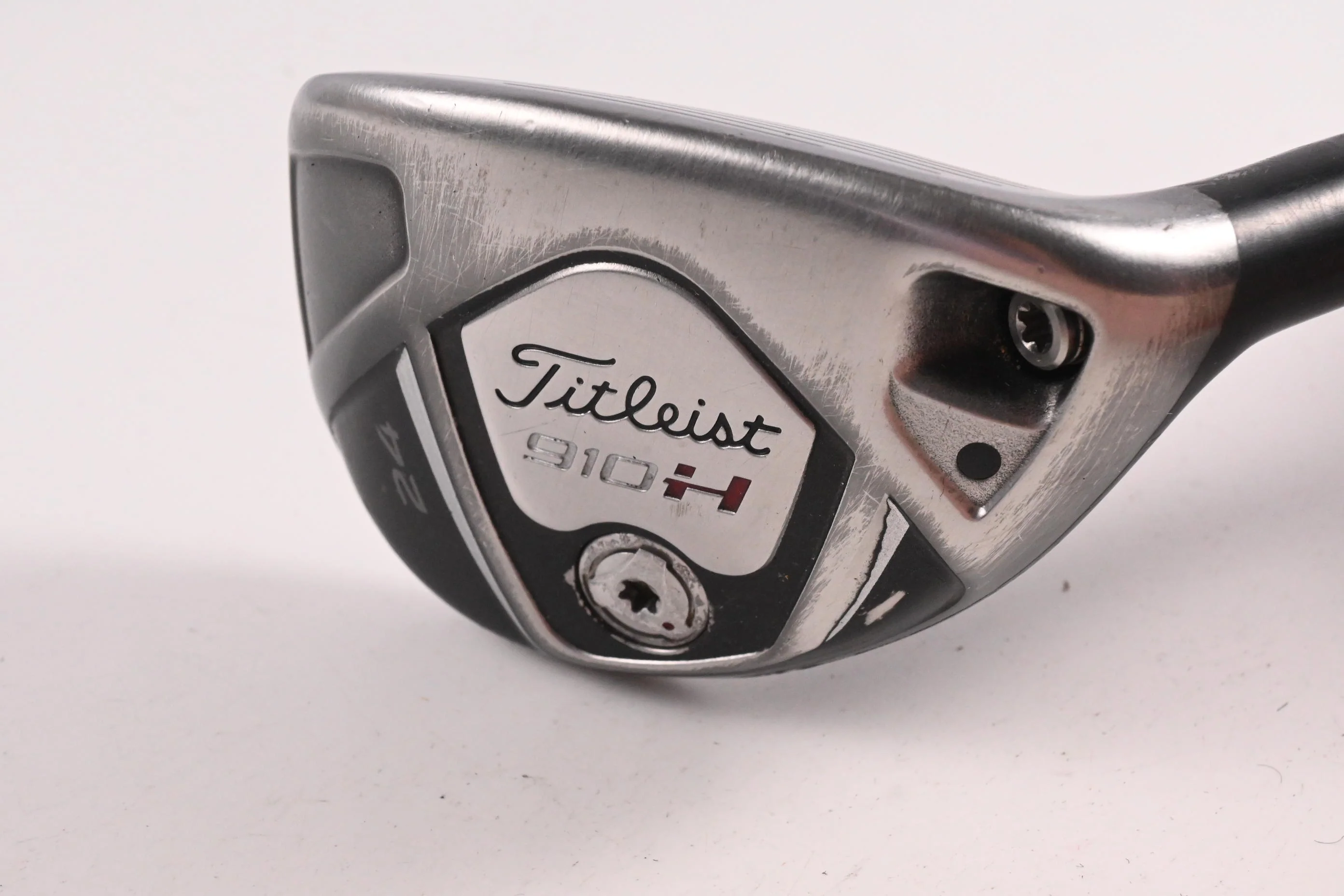 Titleist 910H #4 Hybrid / 24 Degree / Regular Flex Mitsubishi Bassara Red 60 - Image 2