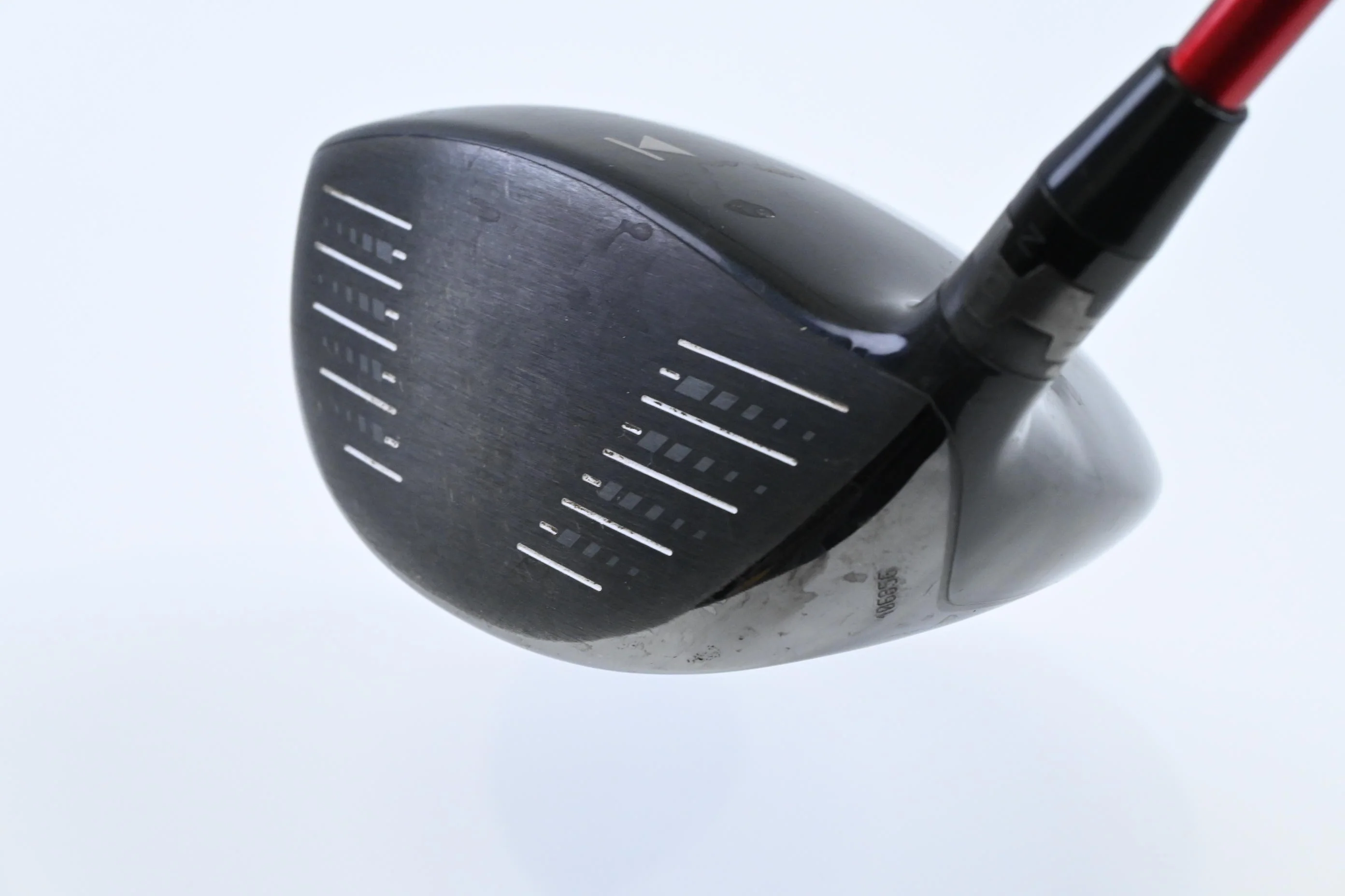 Titleist 913 D2 Driver / 9.5 Degree / Senior Flex Bassara Red 50 Shaft - Image 4