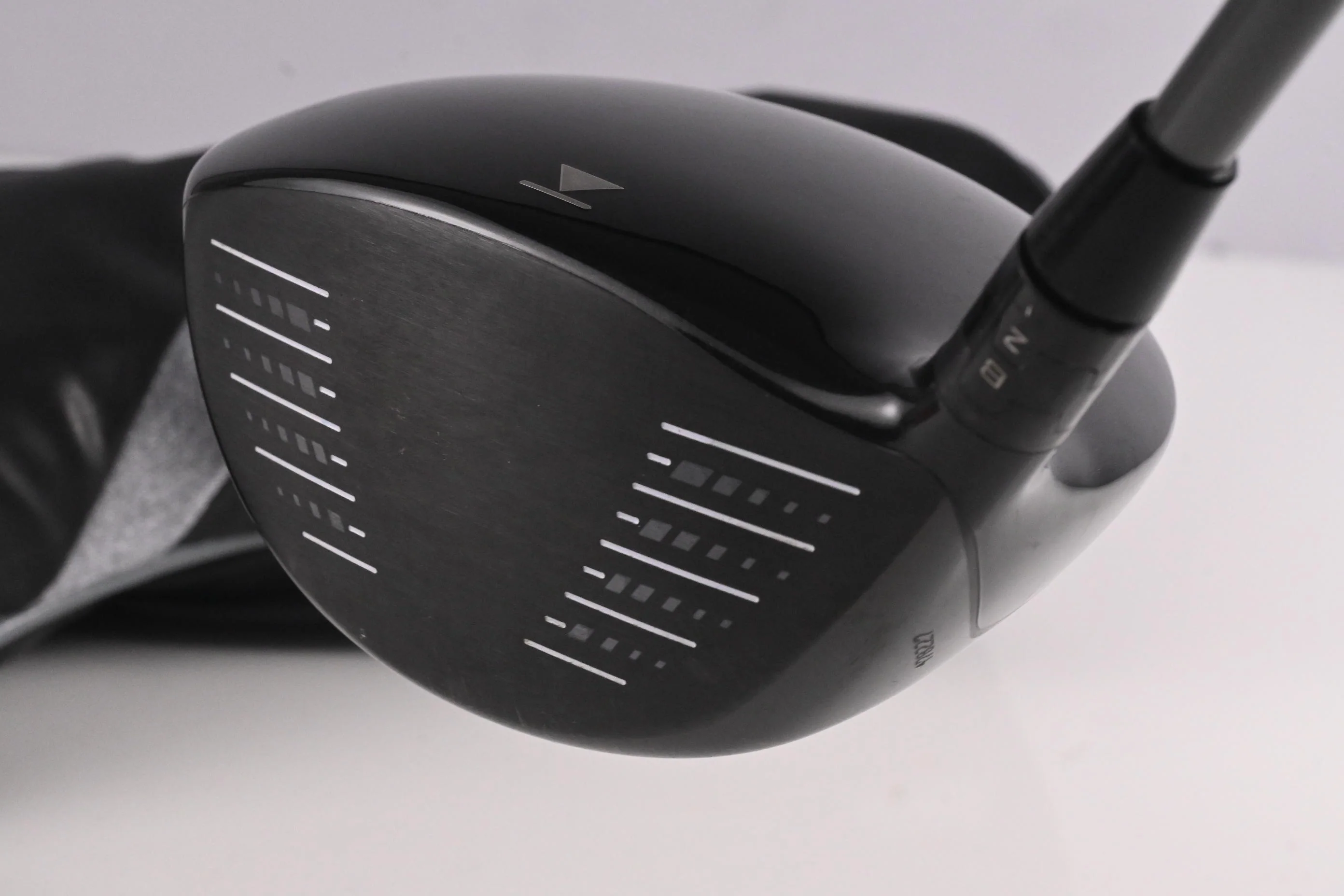 Titleist 913 D2 Driver / 8.5 Degree / Senior Flex Aldila Synergy 50 Shaft - Image 4