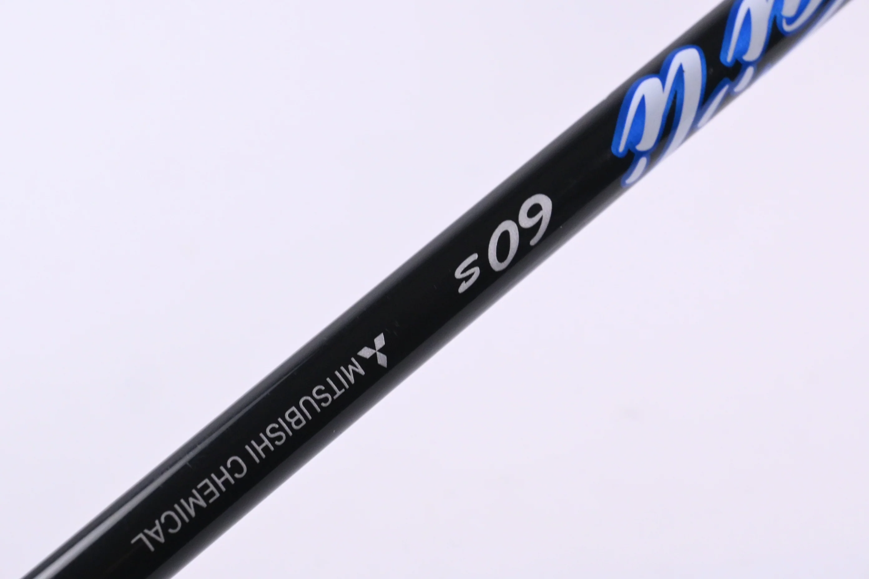 Titleist 913 D2 Driver / 9.5 Degree / Stiff Flex Mitsubishi Kai'li Blue 60 Shaft - Image 6