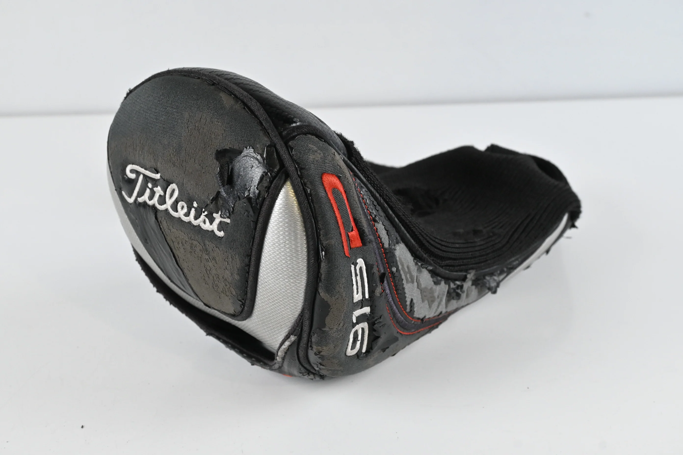 Titleist 915 D2 Driver / 9.5 Degree / Stiff Flex Diamana S+ 60 Shaft - Image 9