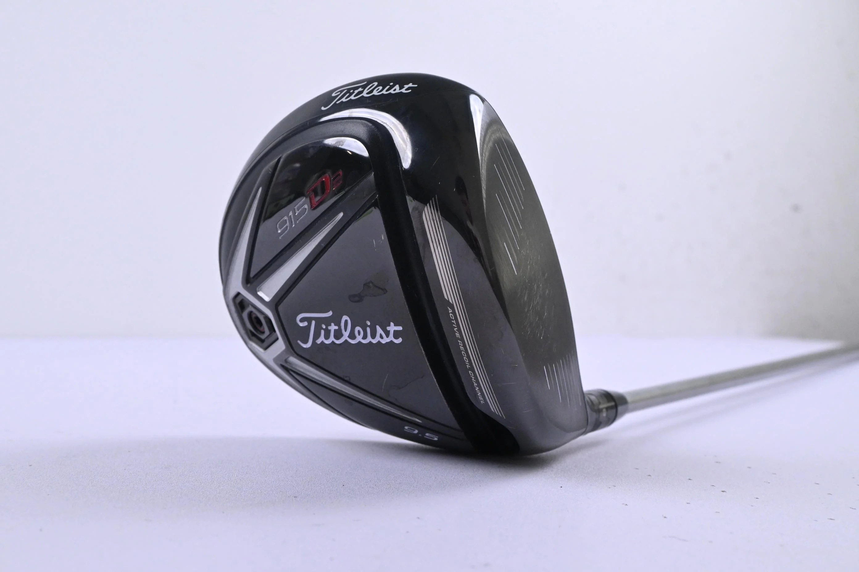 Titleist 915 D2 Driver / 9.5 Degree / Stiff Flex Diamana S+ 60 Shaft