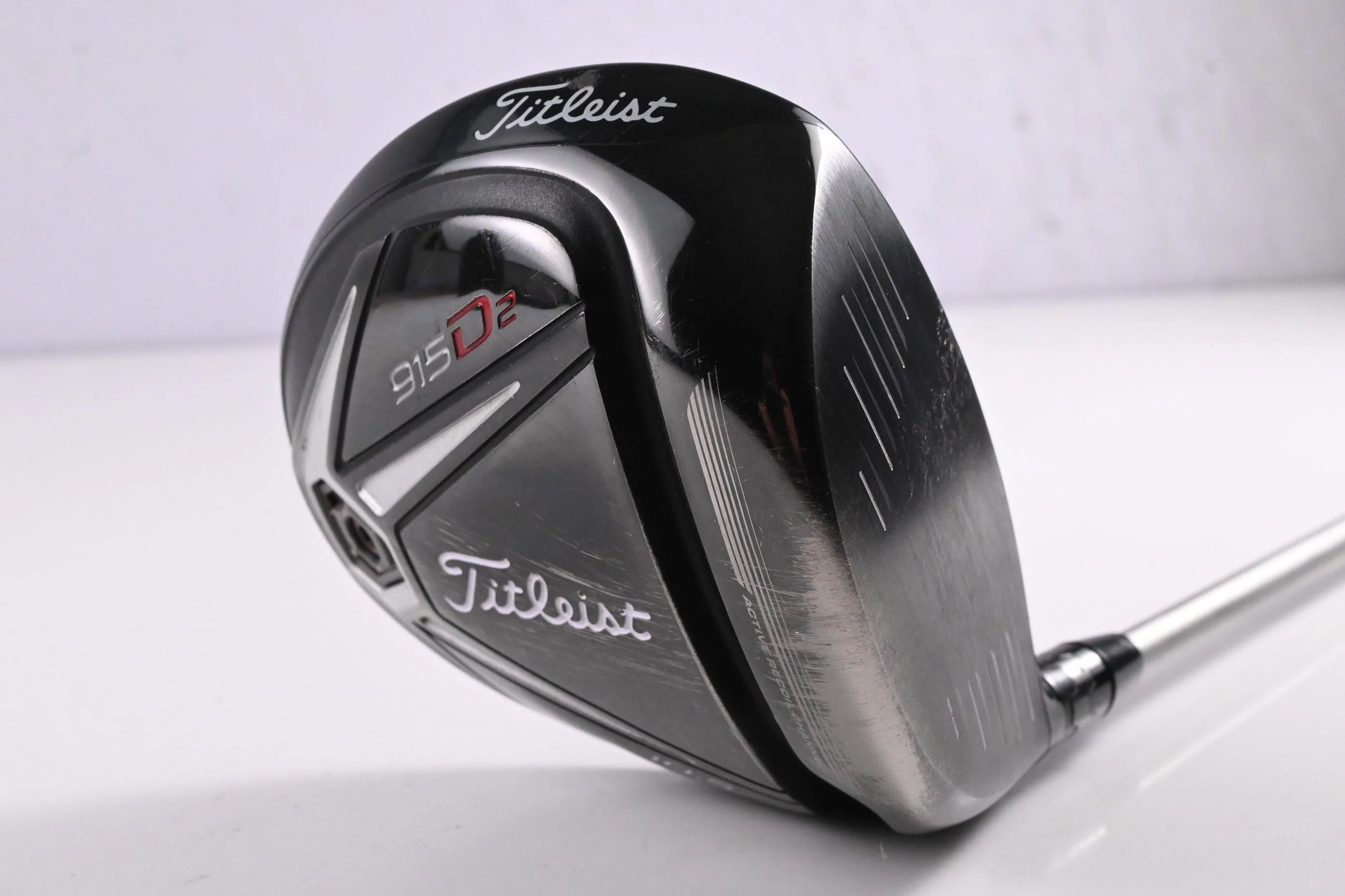 Titleist 915 D2 Driver / 10.5 Degree / Stiff Flex Diamana S+ Blue 60 Shaft