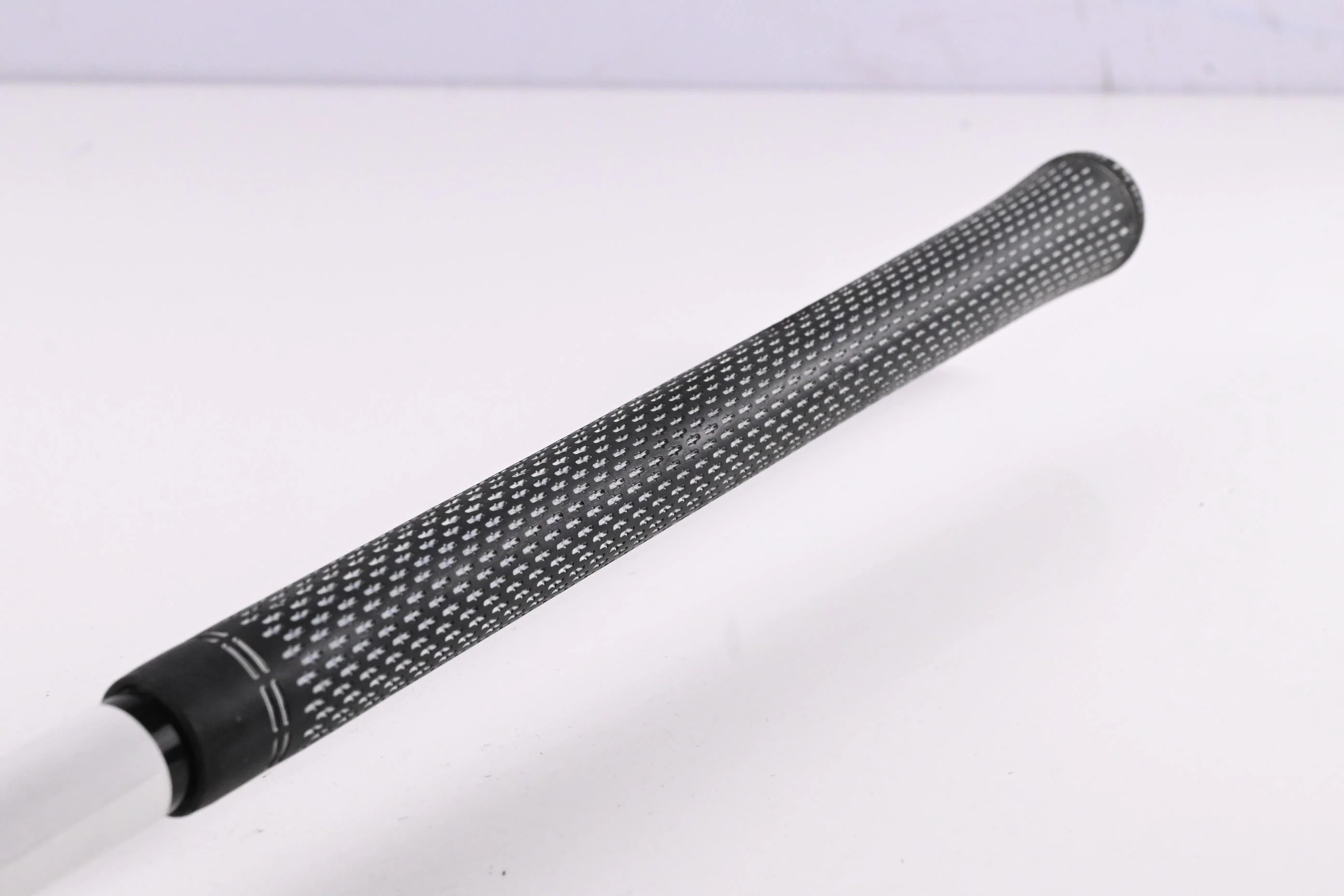 Titleist 915 D2 Driver / 9.5 Degree / Stiff Flex HZRDUS Smoke Black RDX 60 Shaft - Image 9