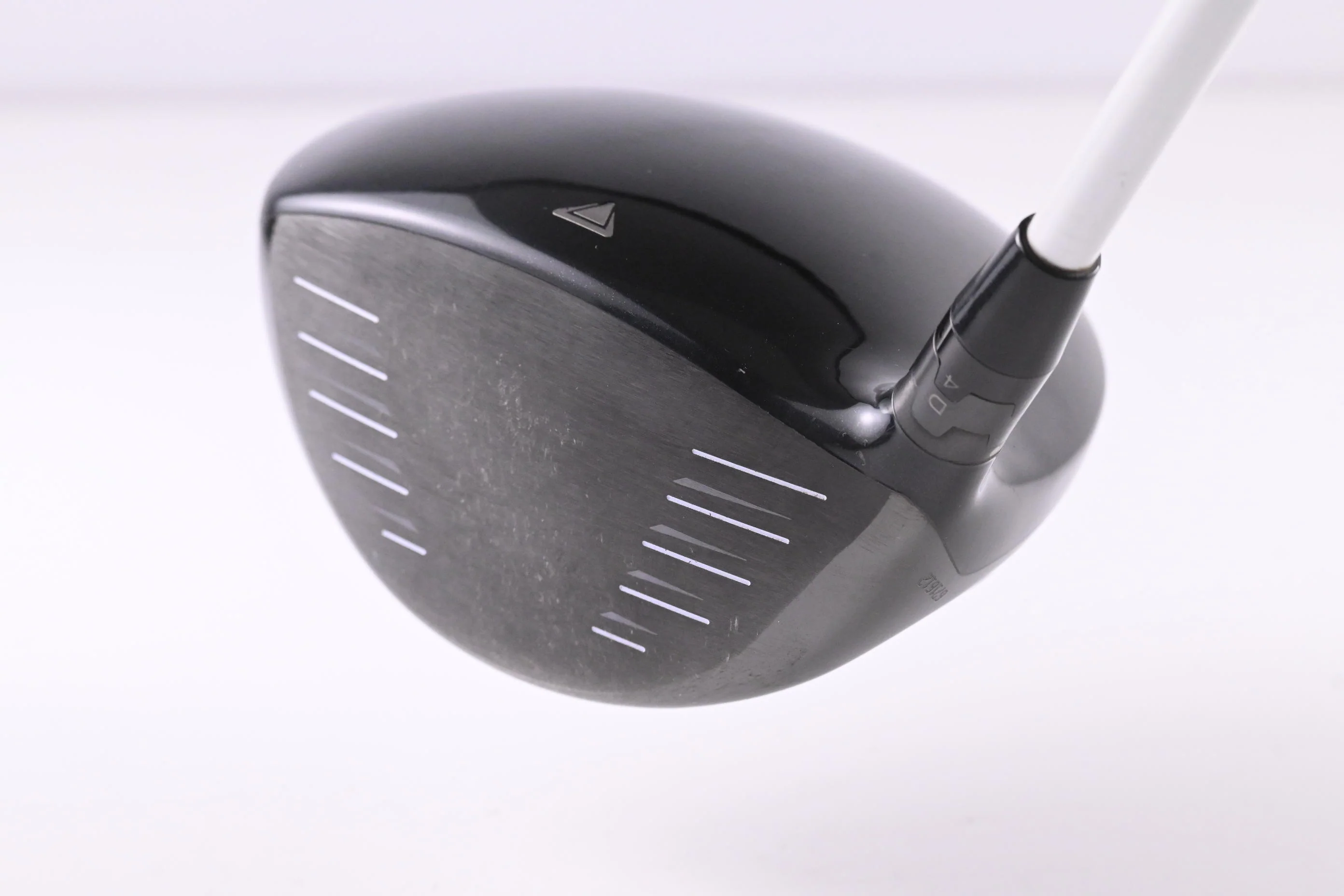 Titleist 915 D3 Driver / 9.5 Degree / Stiff Flex Aldila Rogue Silver 60 Shaft - Image 4
