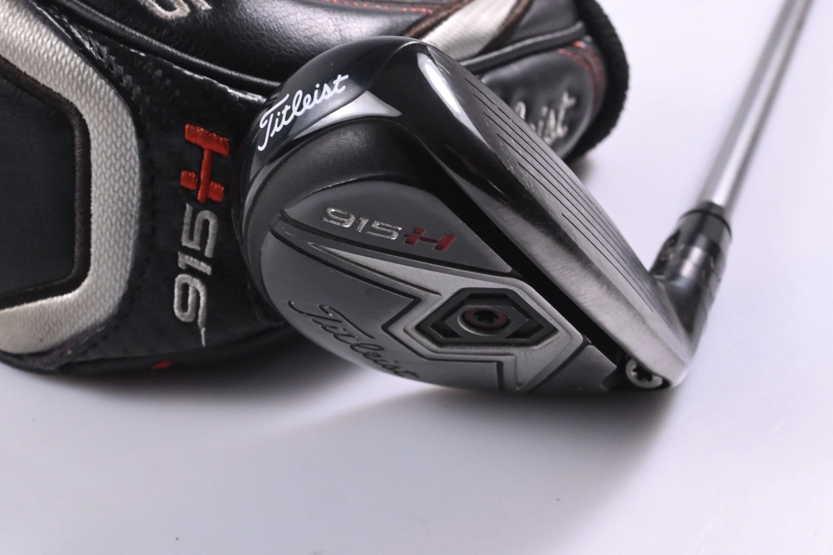 Titleist 915H #3 Hybrid / 21 Degree / Stiff Flex Diamana S+70 Shaft
