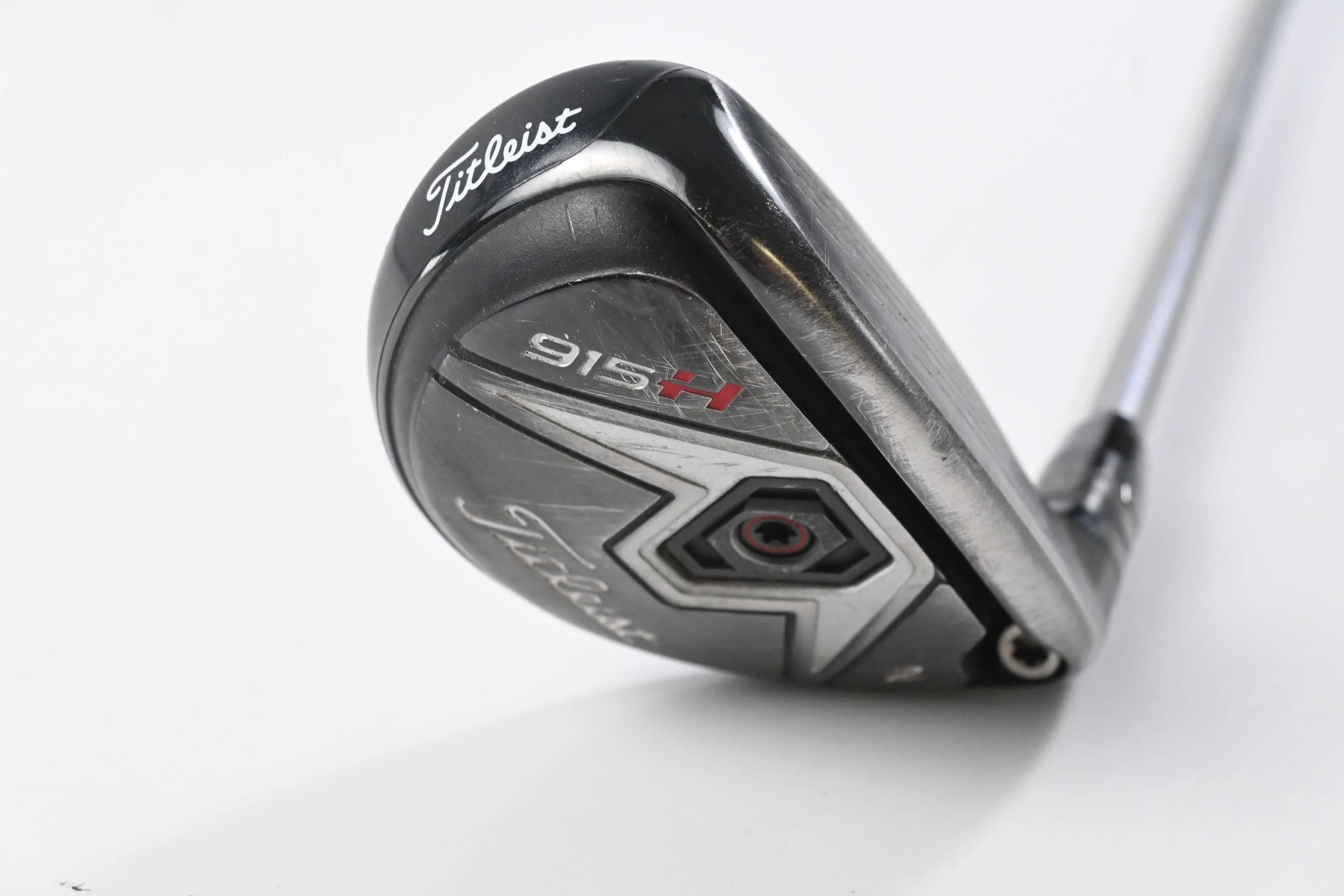 Titleist 915H #2 Hybrid / 18 Degree / Stiff Flex Diamana M+80 Shaft