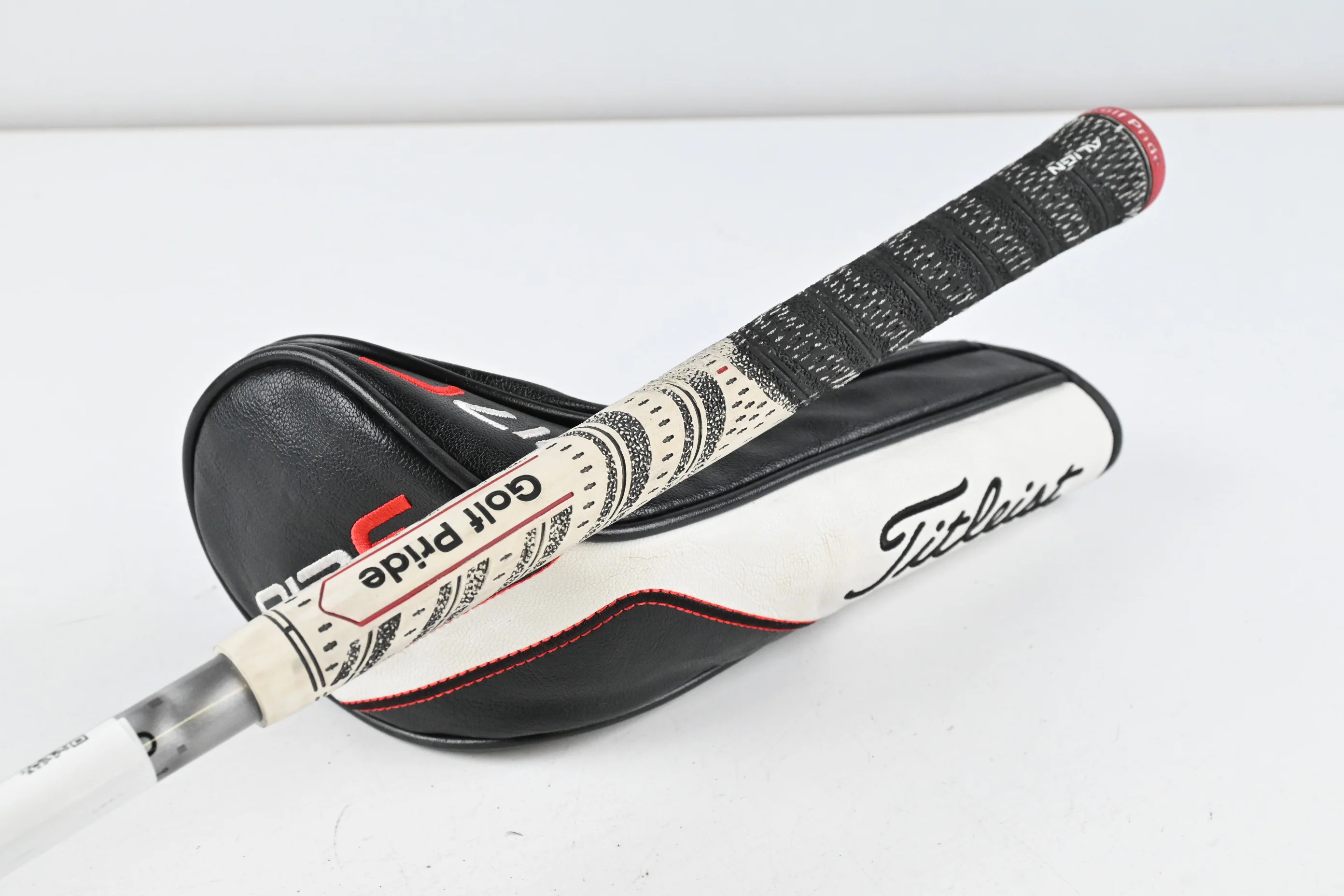 Titleist 917 F3 #3 Wood / 15 Degree / Stiff Flex Aldila Rogue 110 MSI Silver 70 - Image 8