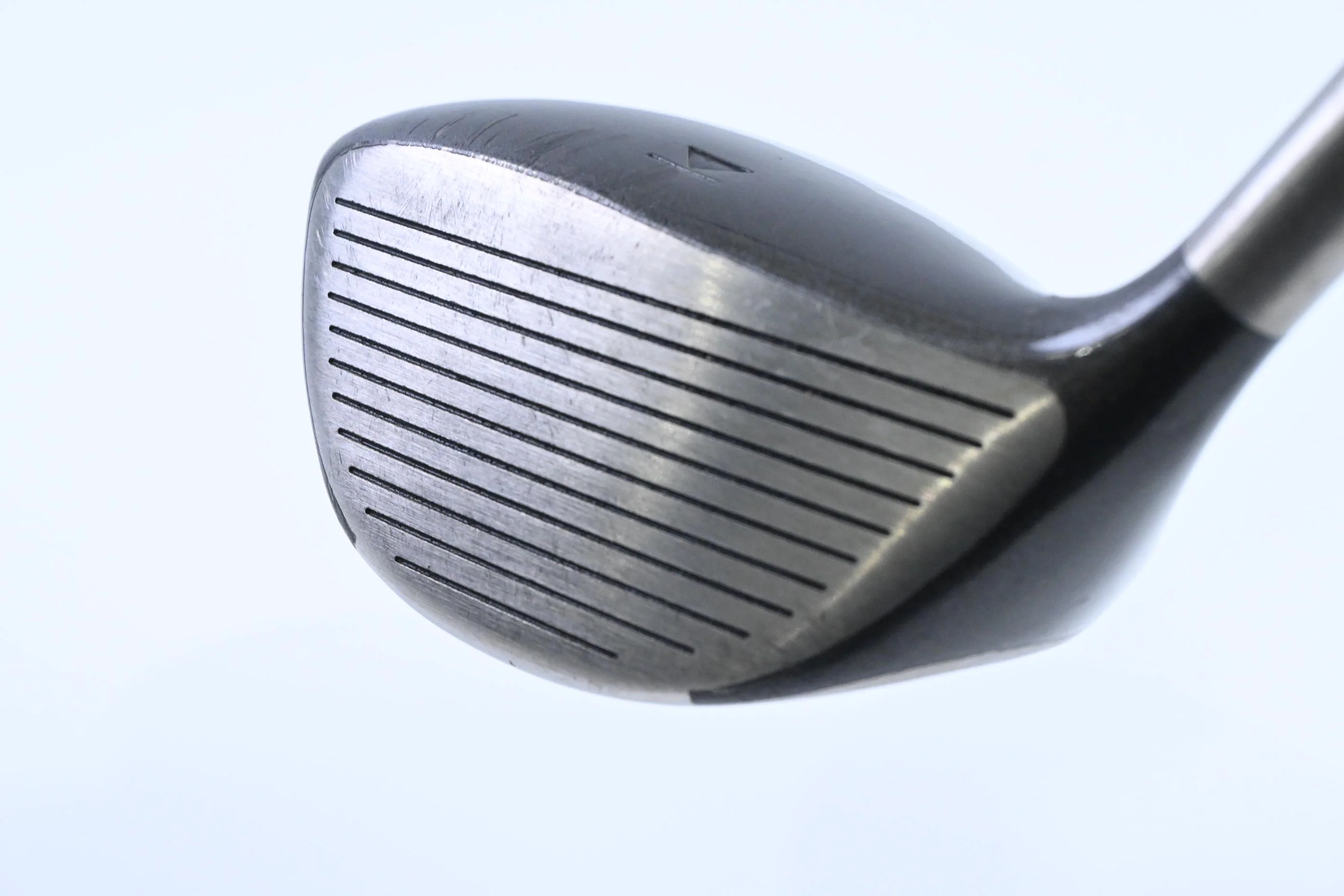 Titleist 975 D Driver / 9.5 Degree / Stiff Flex Titleist Ultralite Shaft - Image 4