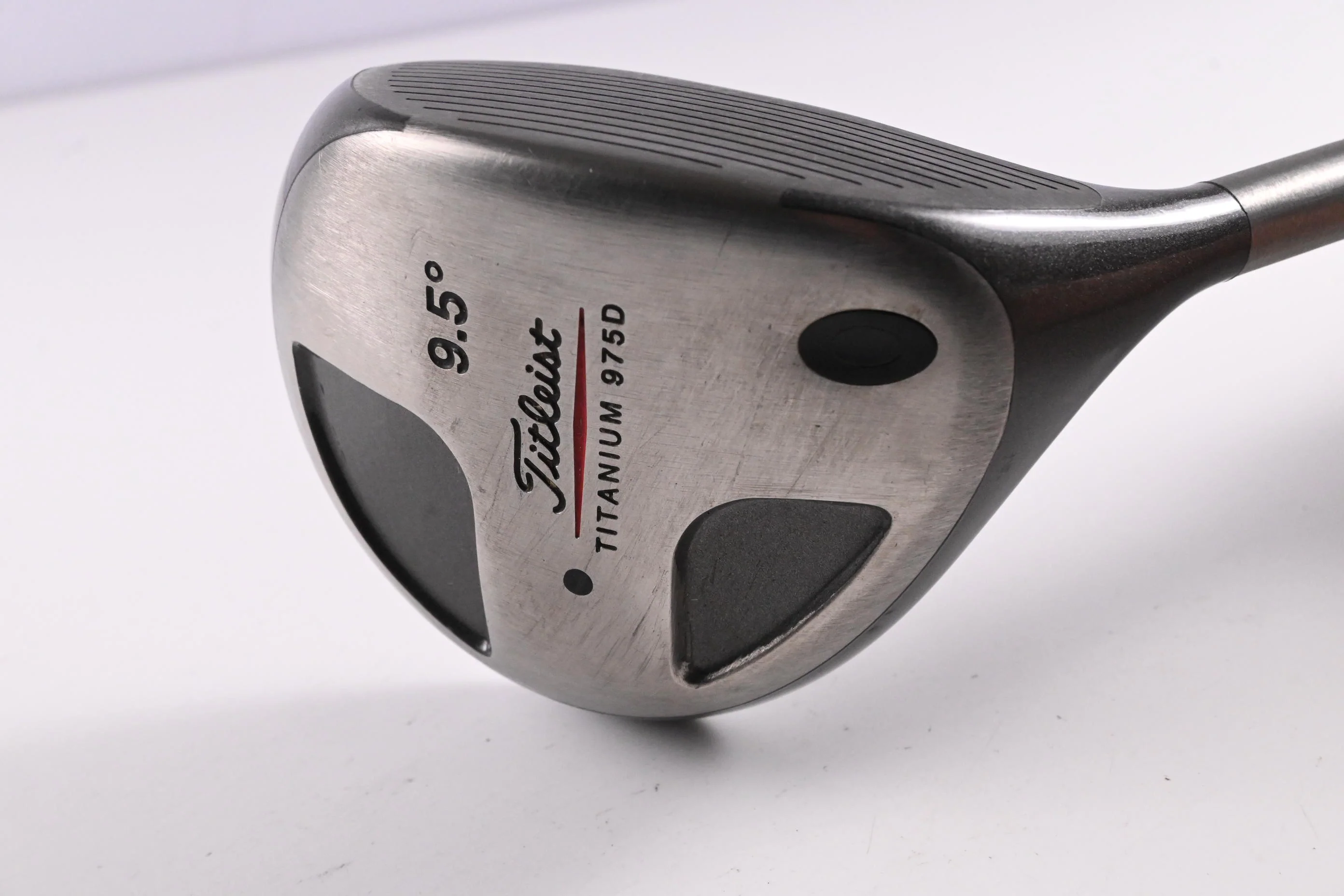 Titleist 975 D Driver / 9.5 Degree / Stiff Flex Titleist Ultralite Shaft - Image 2