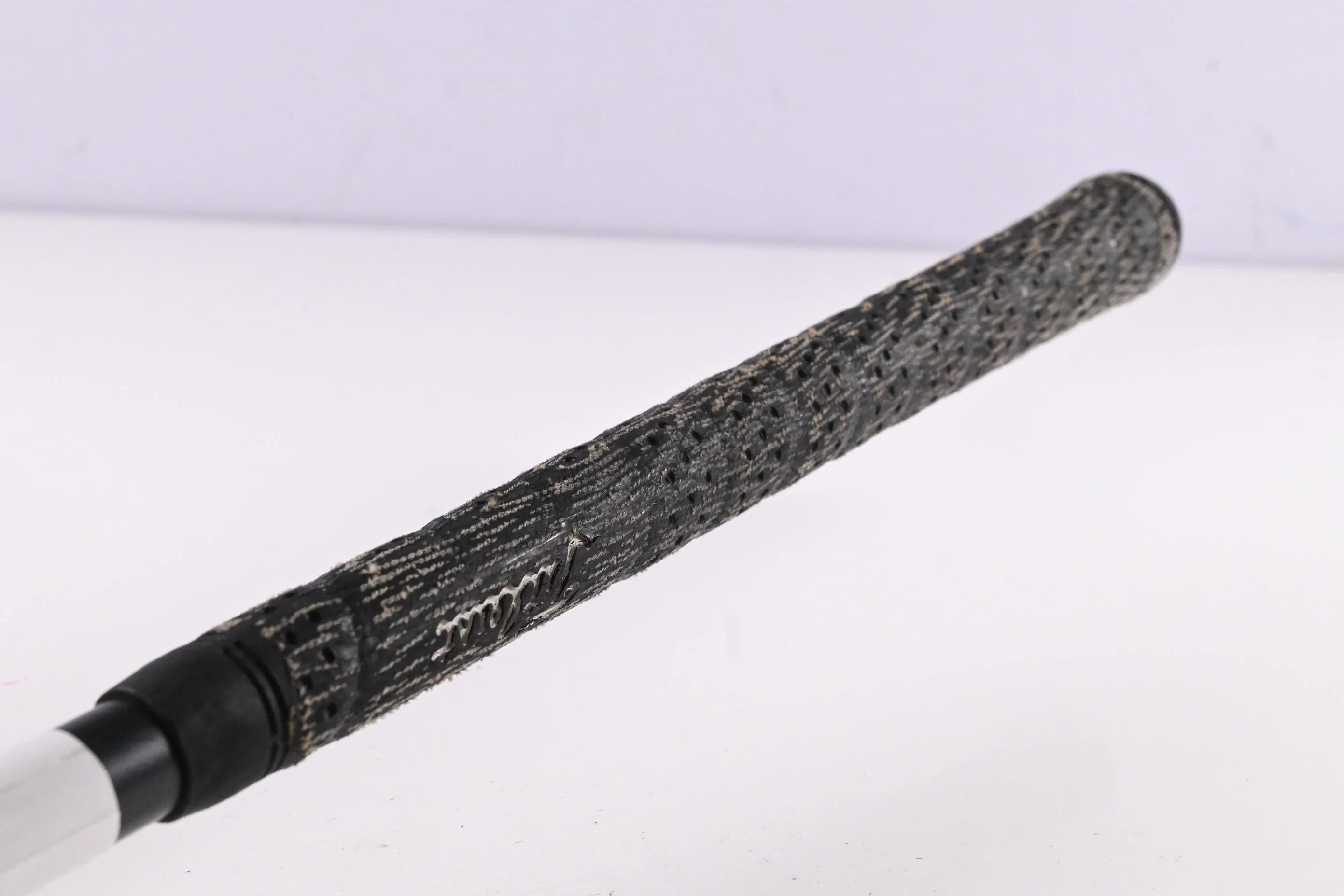 Titleist 975 D Driver / 9.5 Degree / Stiff Flex Titleist Ultralite Shaft - Image 9