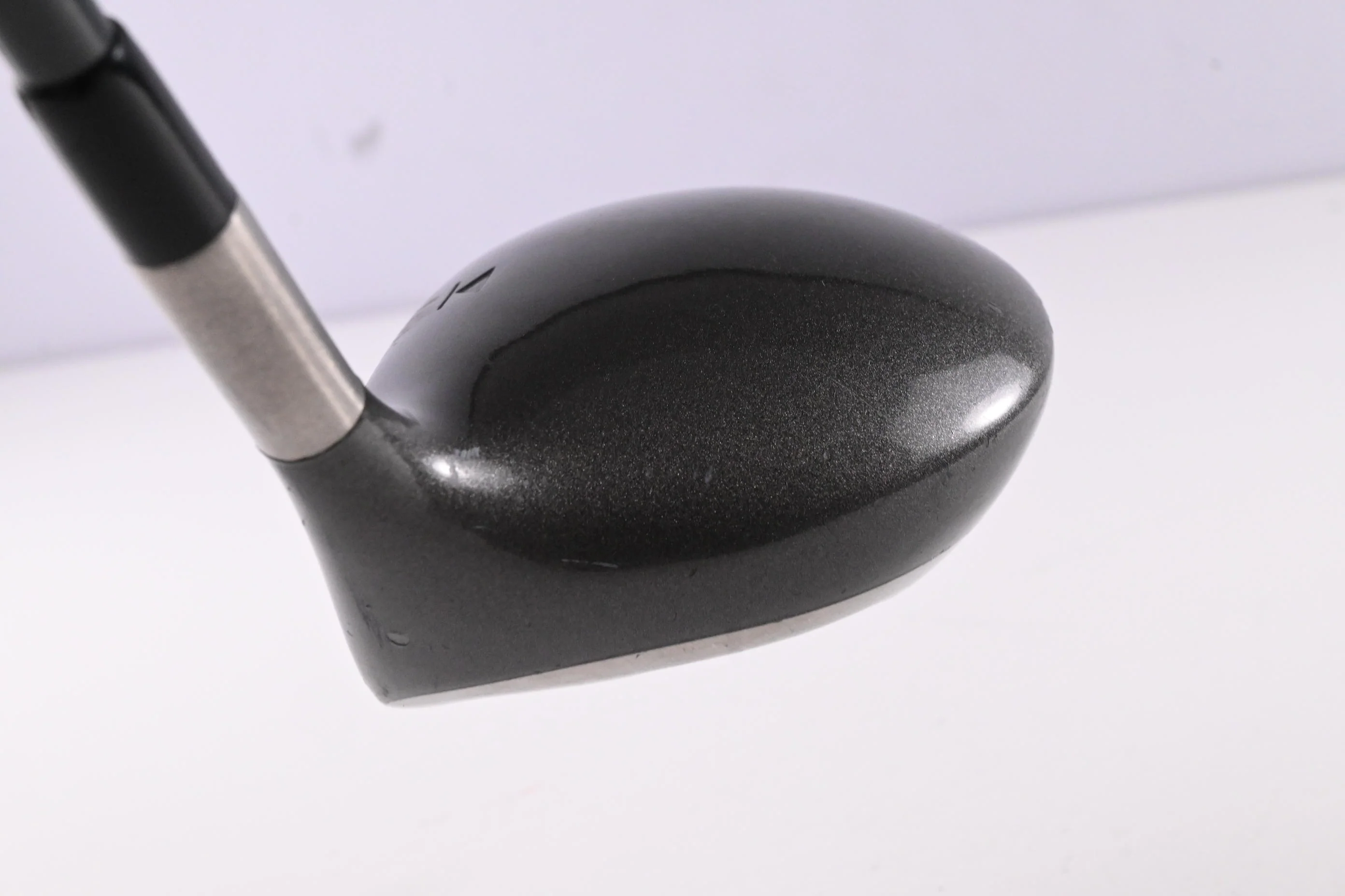Titleist 975 D Driver / 9.5 Degree / Stiff Flex Titleist Ultralite Shaft - Image 5