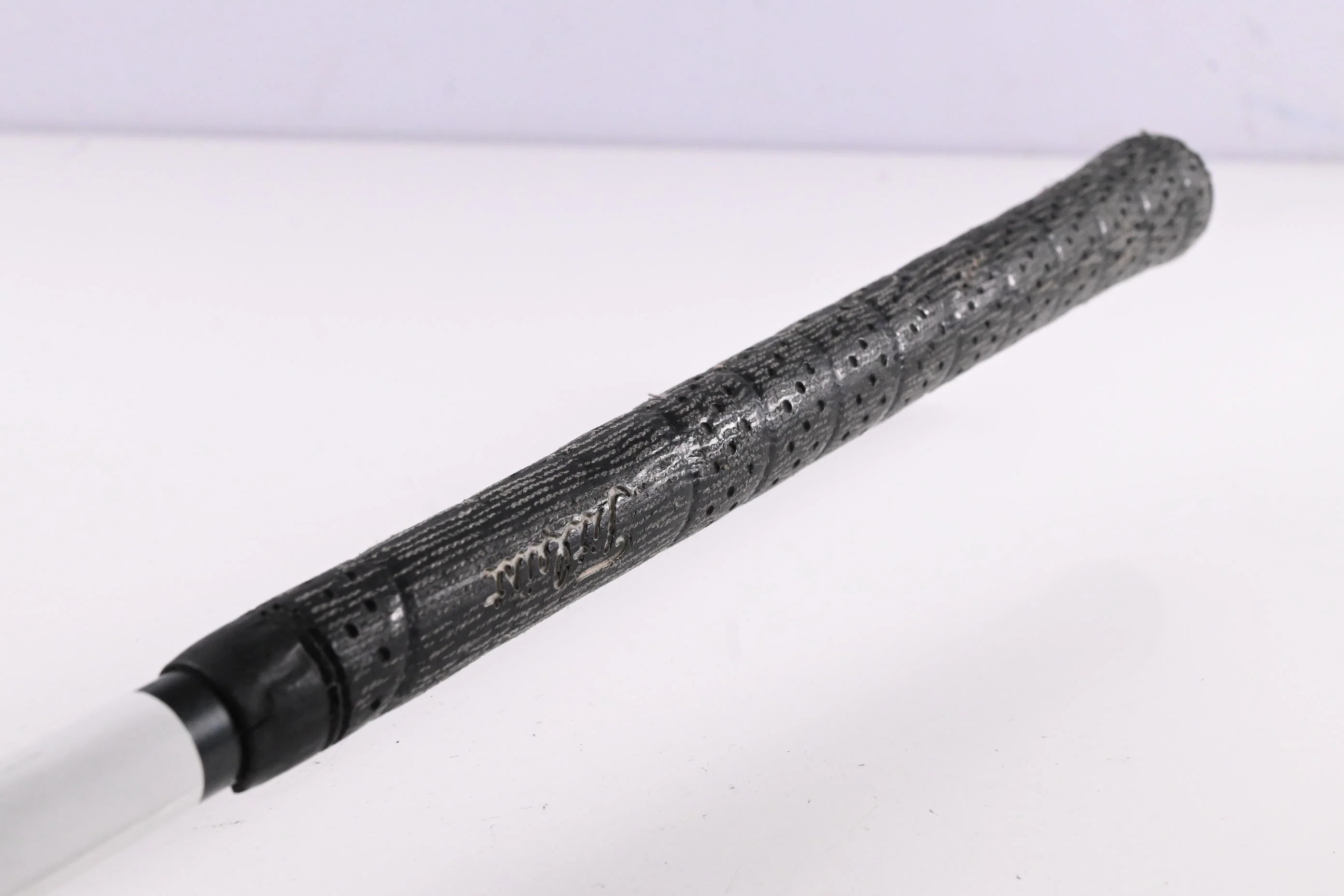 Titleist 975 D Driver / 9.5 Degree / Stiff Flex Titleist Ultralite Shaft - Image 9