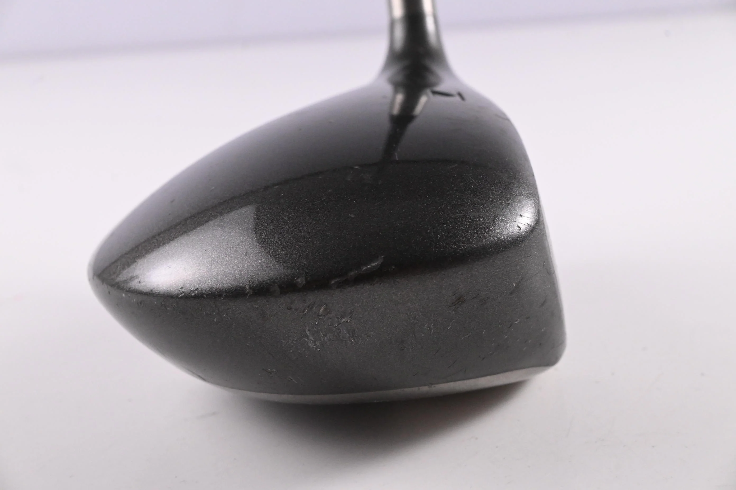 Titleist 975 D Driver / 9.5 Degree / Stiff Flex Titleist Ultralite Shaft - Image 3