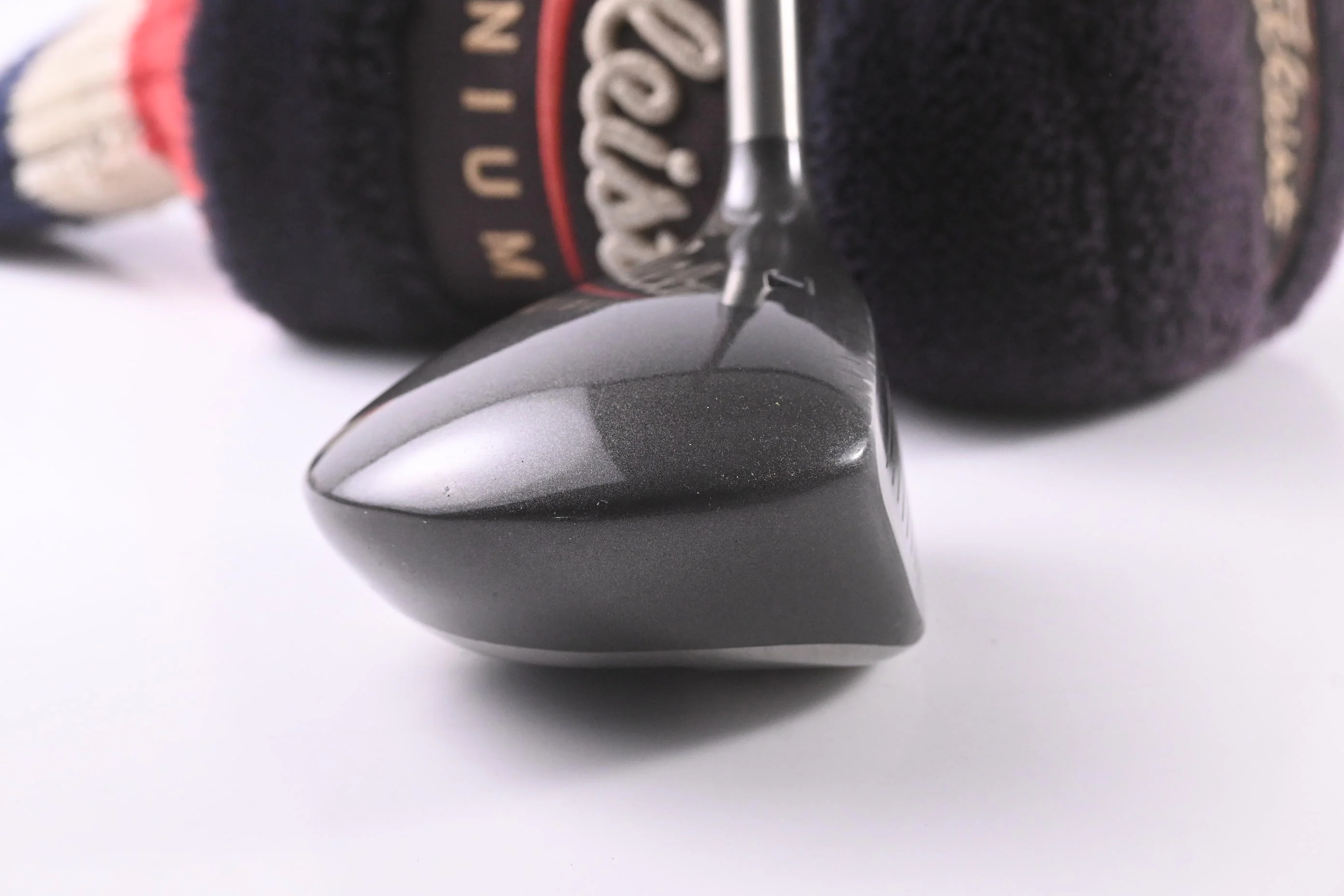 Titleist 975 D Driver / 9.5 Degree / Stiff Flex Grafalloy ProLite 35 Shaft - Image 3