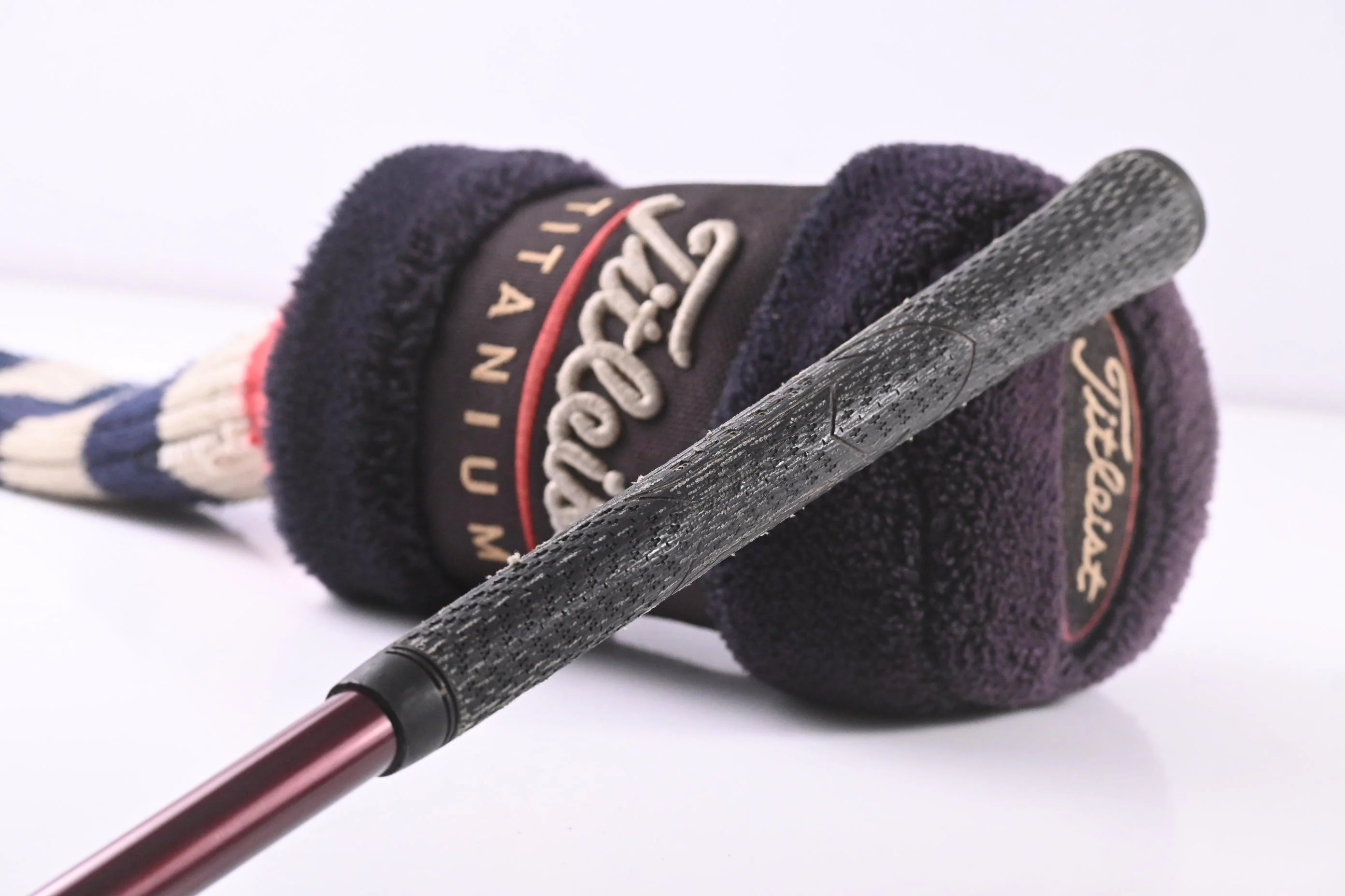 Titleist 975 D Driver / 9.5 Degree / Stiff Flex Grafalloy ProLite 35 Shaft - Image 8