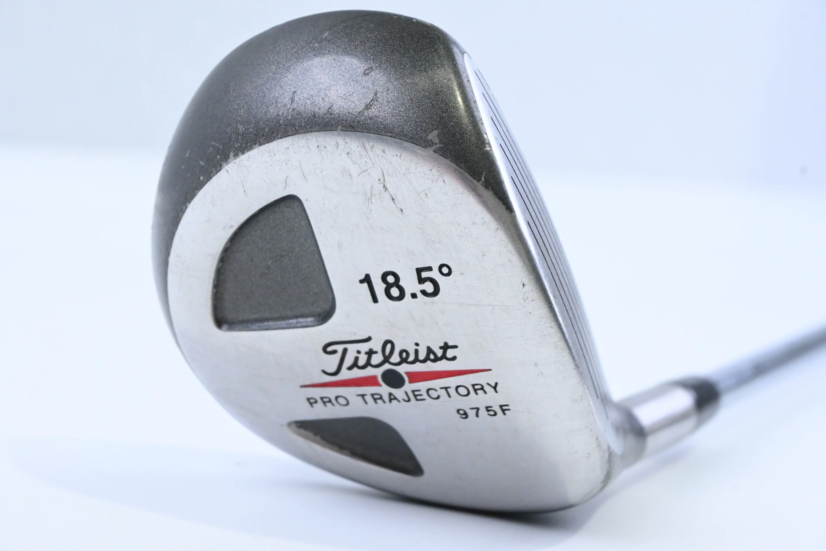 Titleist 975 F #5 Wood / 18.5 Degree / Regular Flex Dynamic Gold R300 Shaft