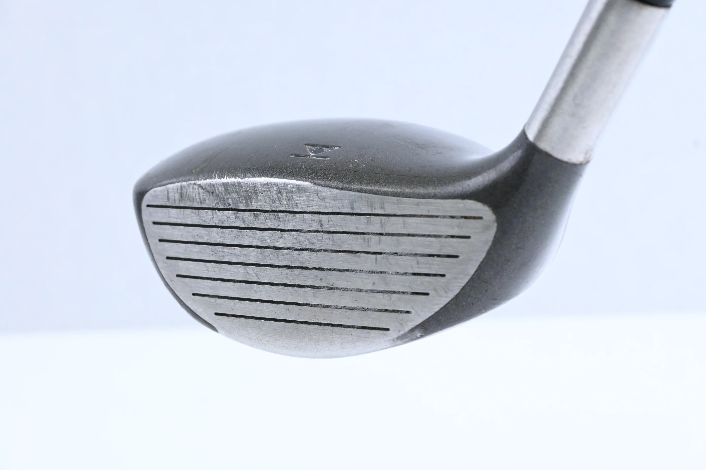 Titleist 975 F #3 Wood / 14.5 Degree / Regular Flex Titleist Ultralite Shaft - Image 4