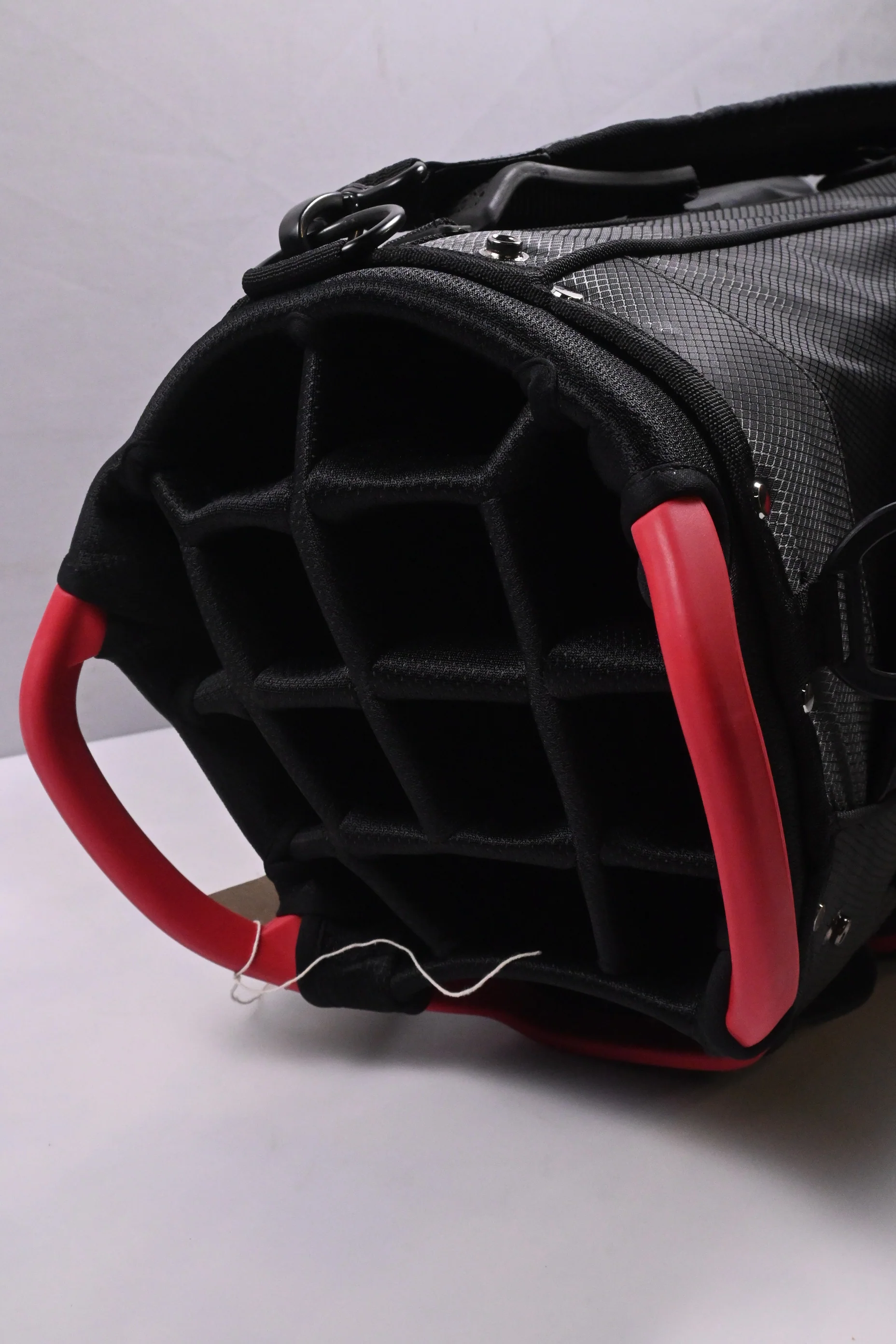 Titleist Cart 14 SatDry Cart Bag / 14-Way Divider / Black, Red - Image 6
