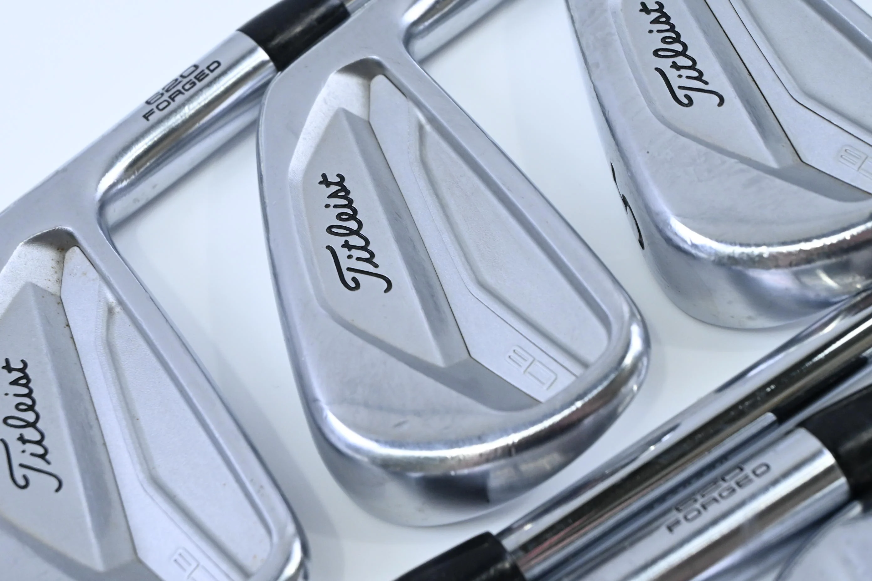 Titleist CB/MB 620 Combo Irons / 3-9 / X-Flex Project X Rifle Shafts