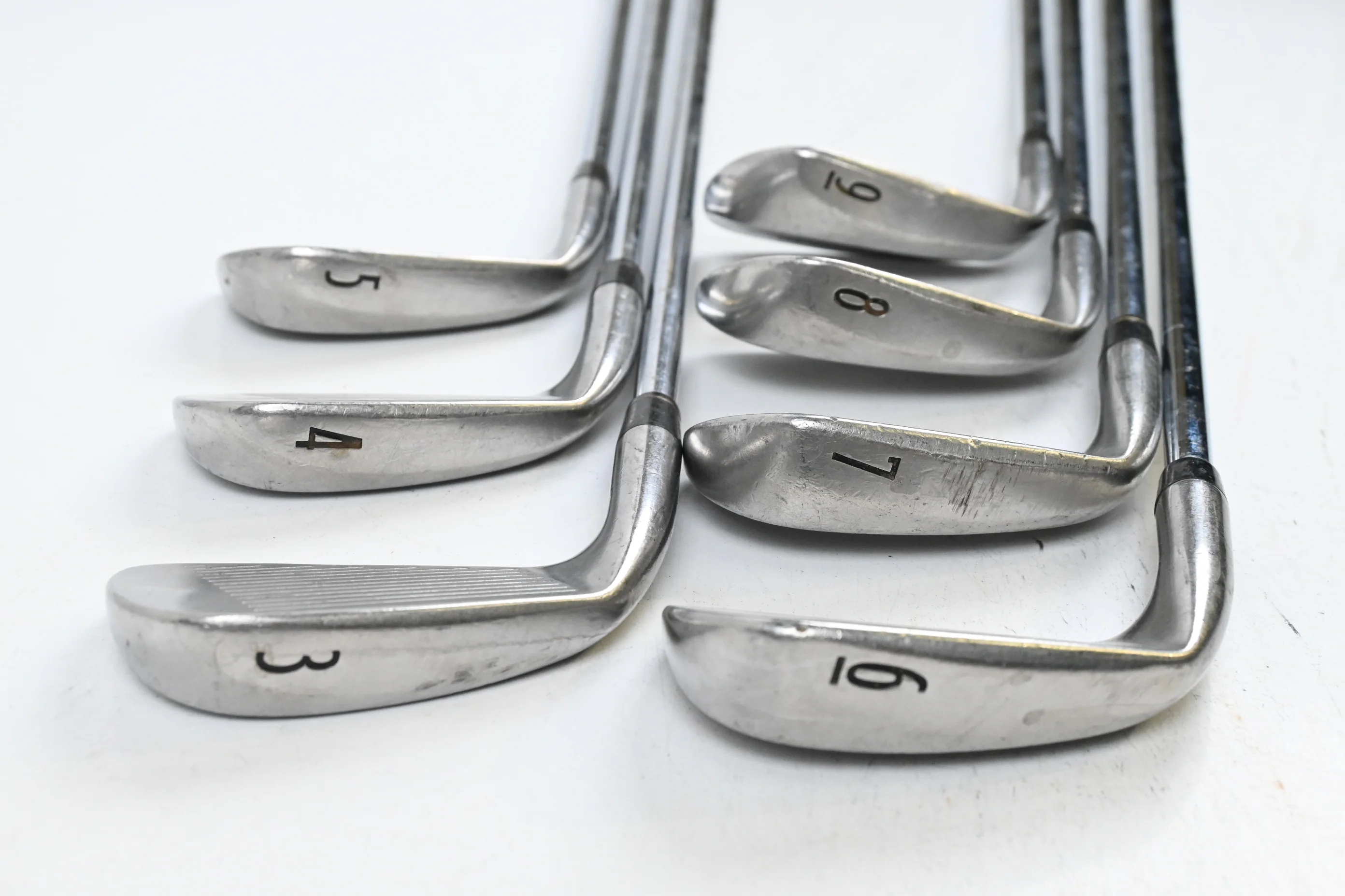 Titleist DCI 962 Irons / 3-9i / Stiff Flex Dynamic Gold S300 Shafts - Image 4