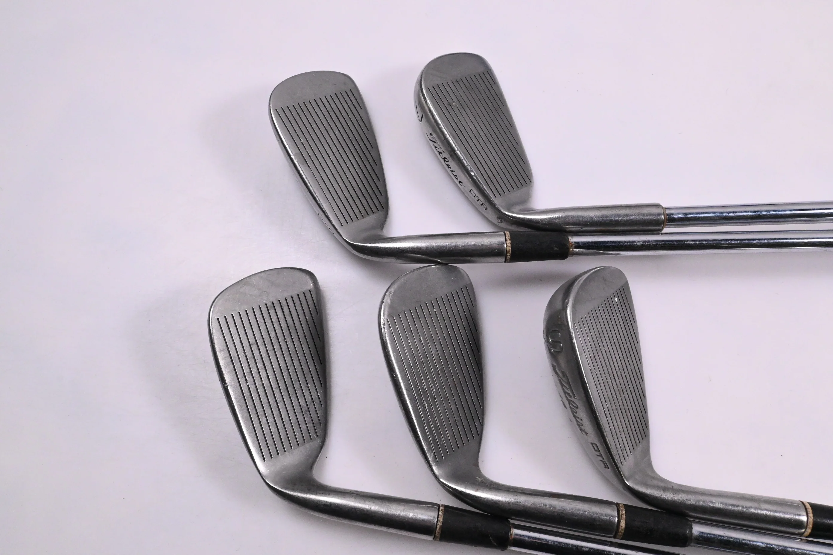 Titleist DTR Irons / 7-PW+SW / Stiff Flex Dynamic Gold Shafts - Image 3