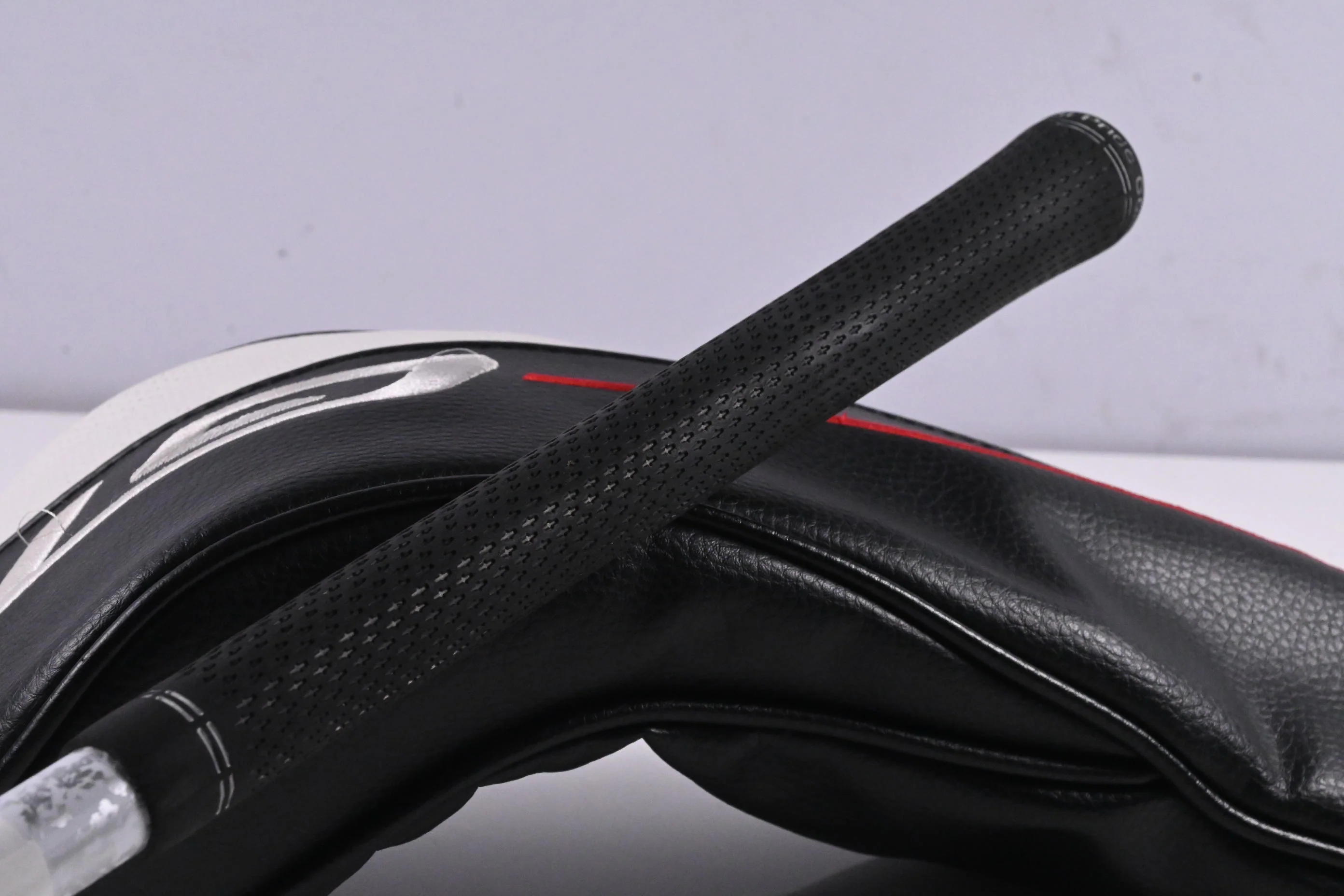 Titleist GT1 Driver / 10 Degree / X-Flex Project X Denali Red 60 Shaft - Image 8