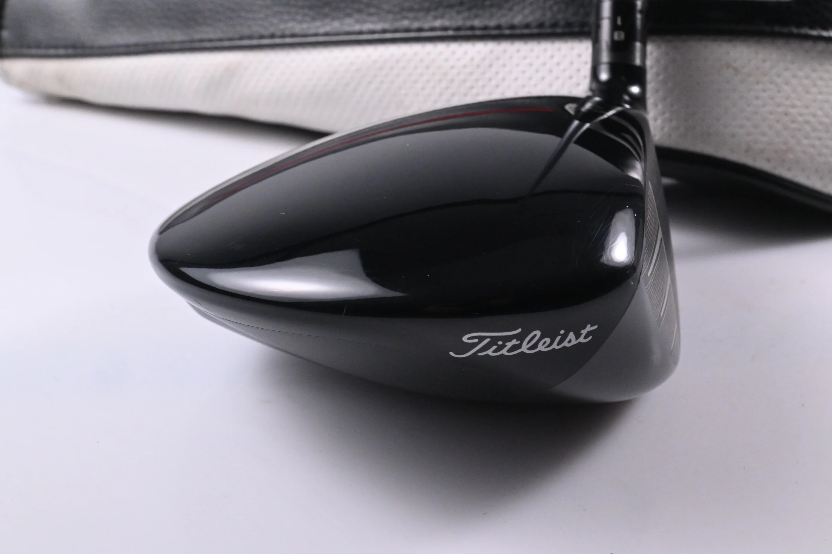 Titleist GT1 Driver / 10 Degree / Regular Flex Fujikura Air Speeder 40 Shaft - Image 3