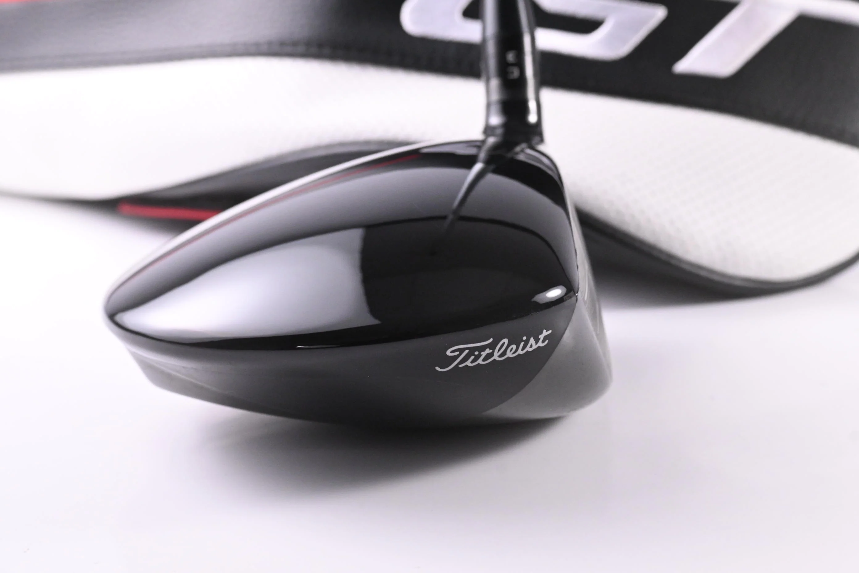 Titleist GT1 Driver / 10 Degree / Regular Flex Fujikura Air Speeder 40 Shaft - Image 3