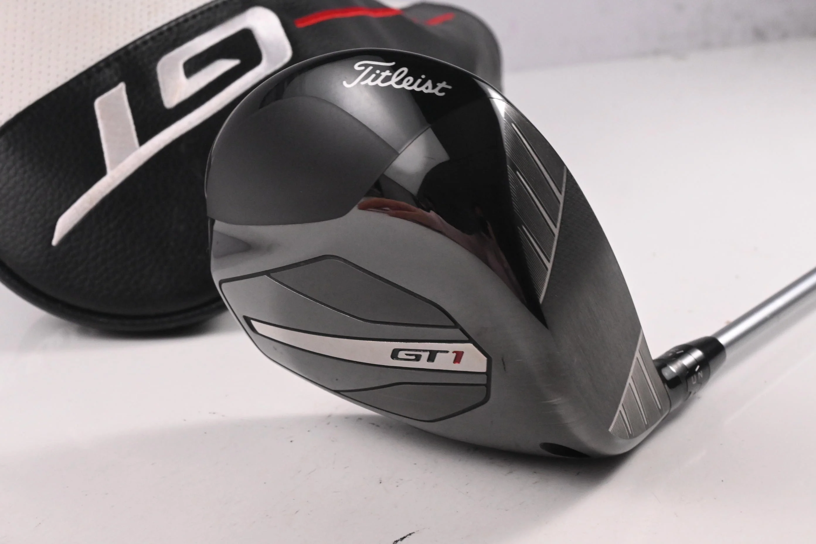 Titleist GT1 Driver / 10 Degree / Regular Flex Fujikura Air Speeder 40 Shaft