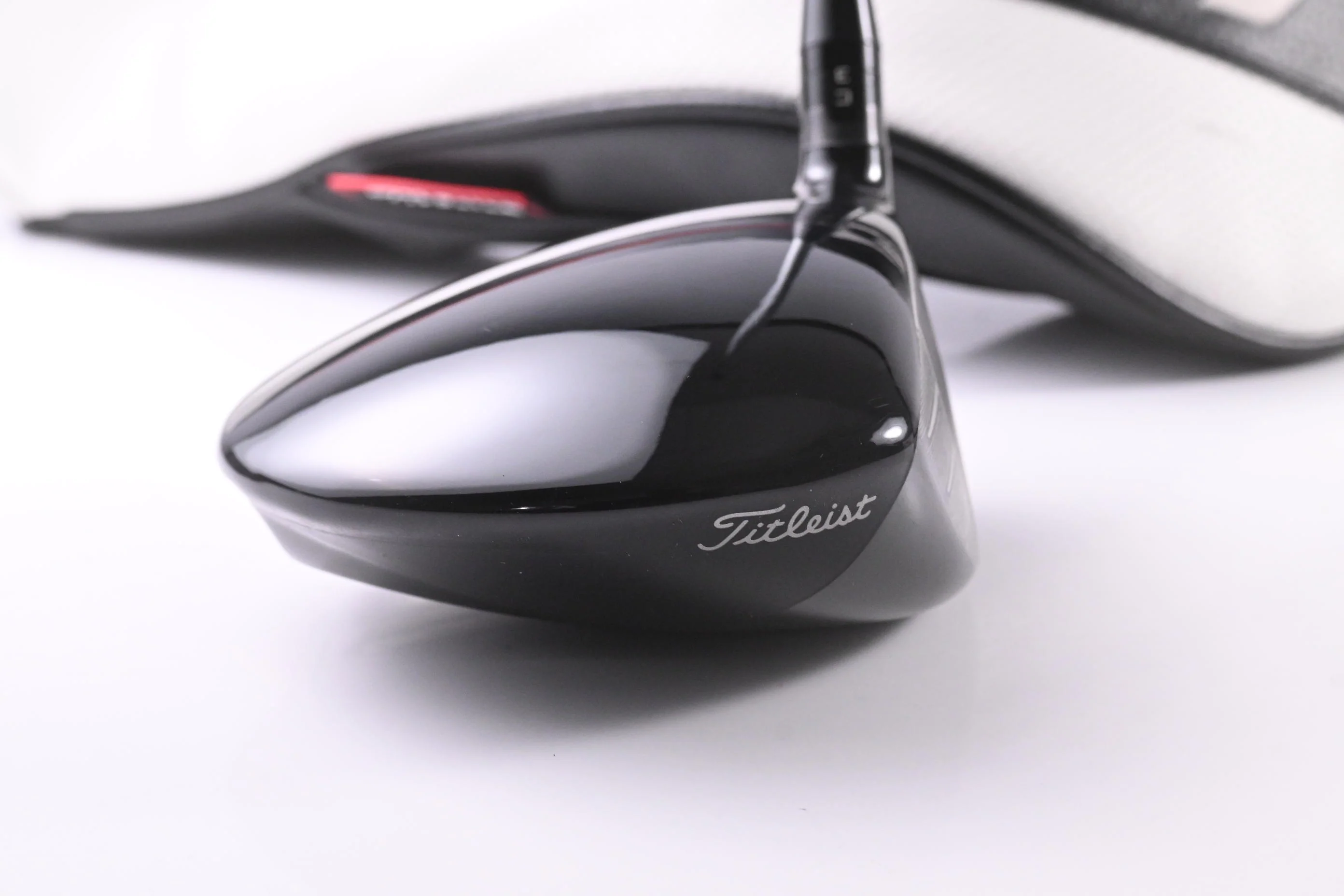 Titleist GT1 Driver / 10 Degree / Regular Flex Fujikura Air Speeder 40 Shaft - Image 3