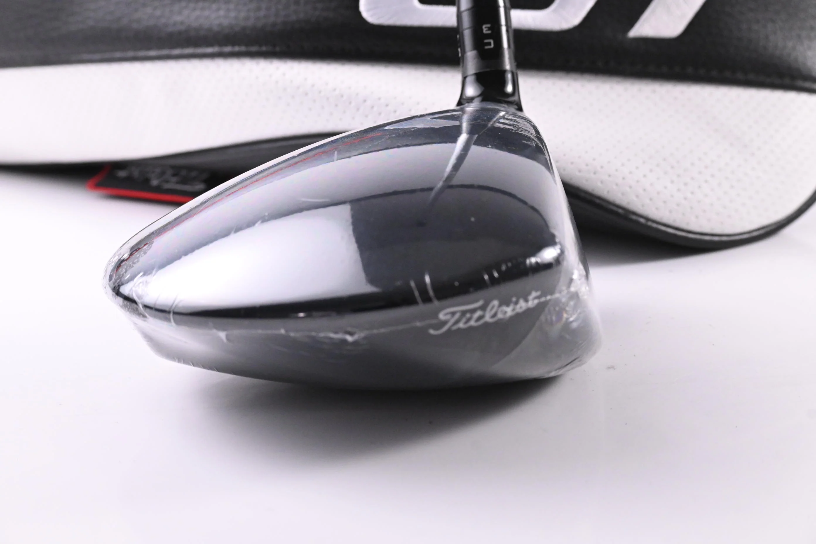 Titleist GT1 Driver / 12 Degree / Regular Flex Fujikura Airspeeder 40 Shaft - Image 3