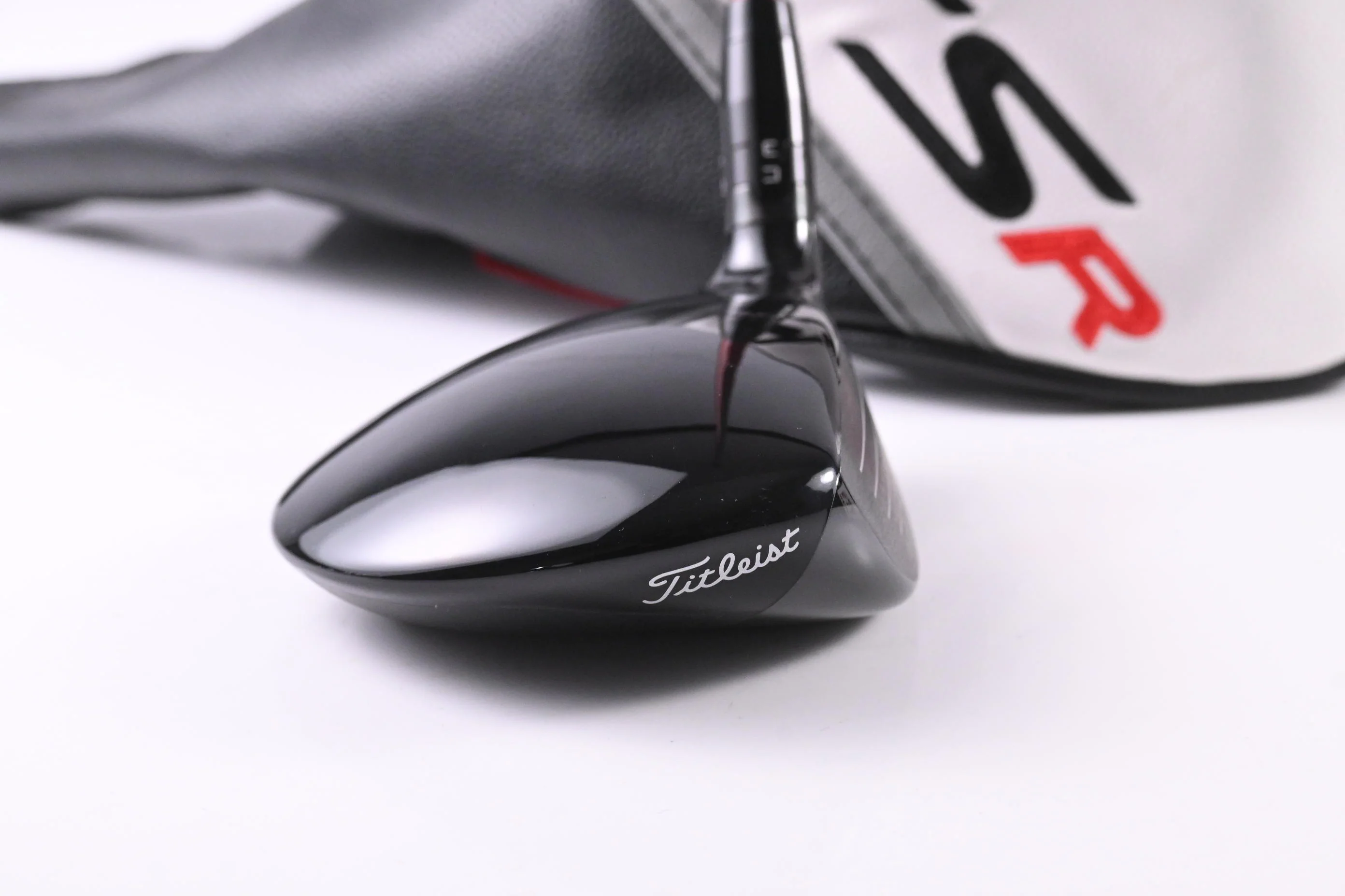 Titleist GT1 #5 Wood / 18 Degree / Senior Flex Denali Red 60 Shaft - Image 3