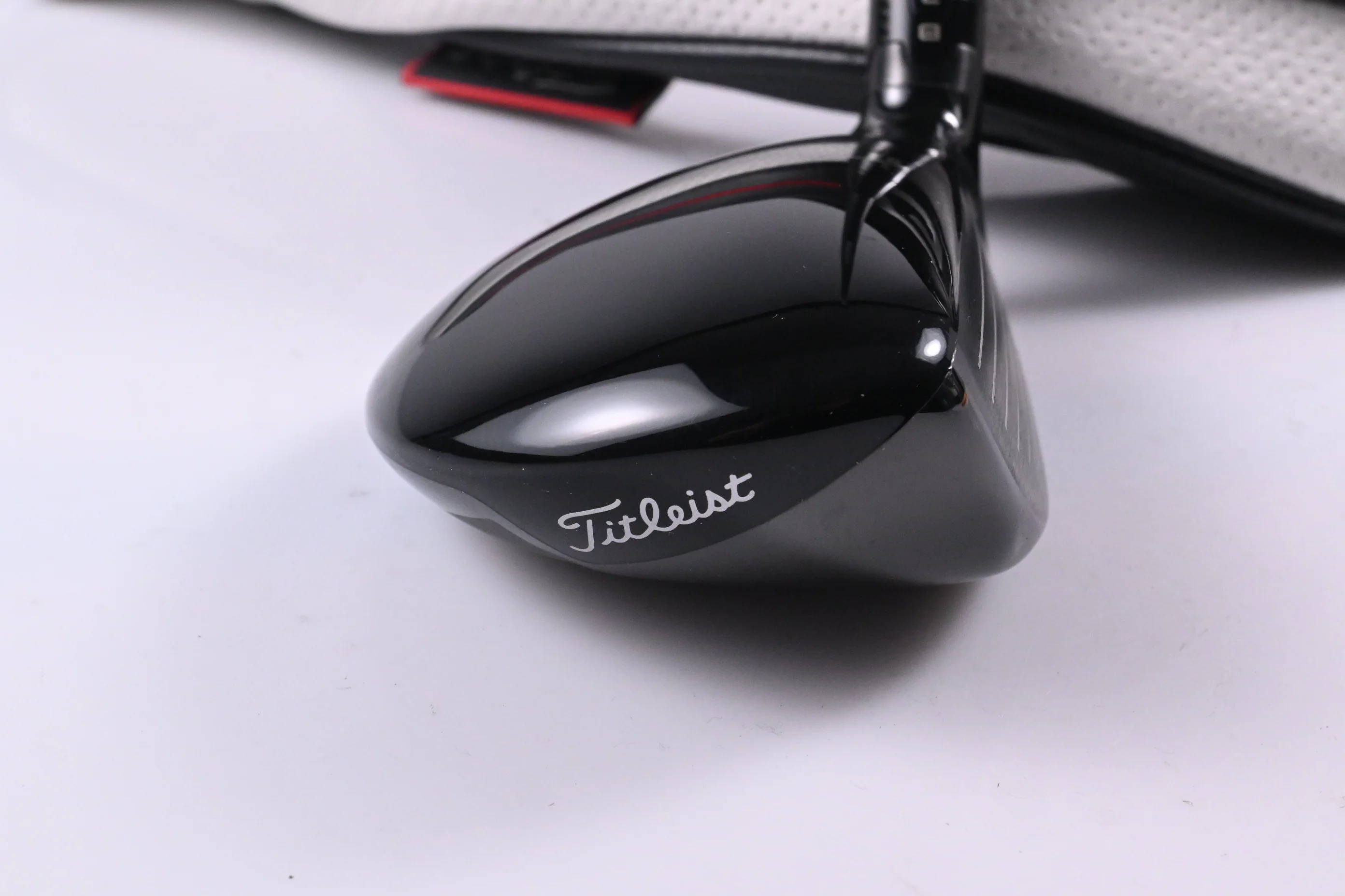 Titleist GT1 #4 Hybrid / 20 Degree / Senior Flex Tour AD IZ-65 Shaft - Image 3