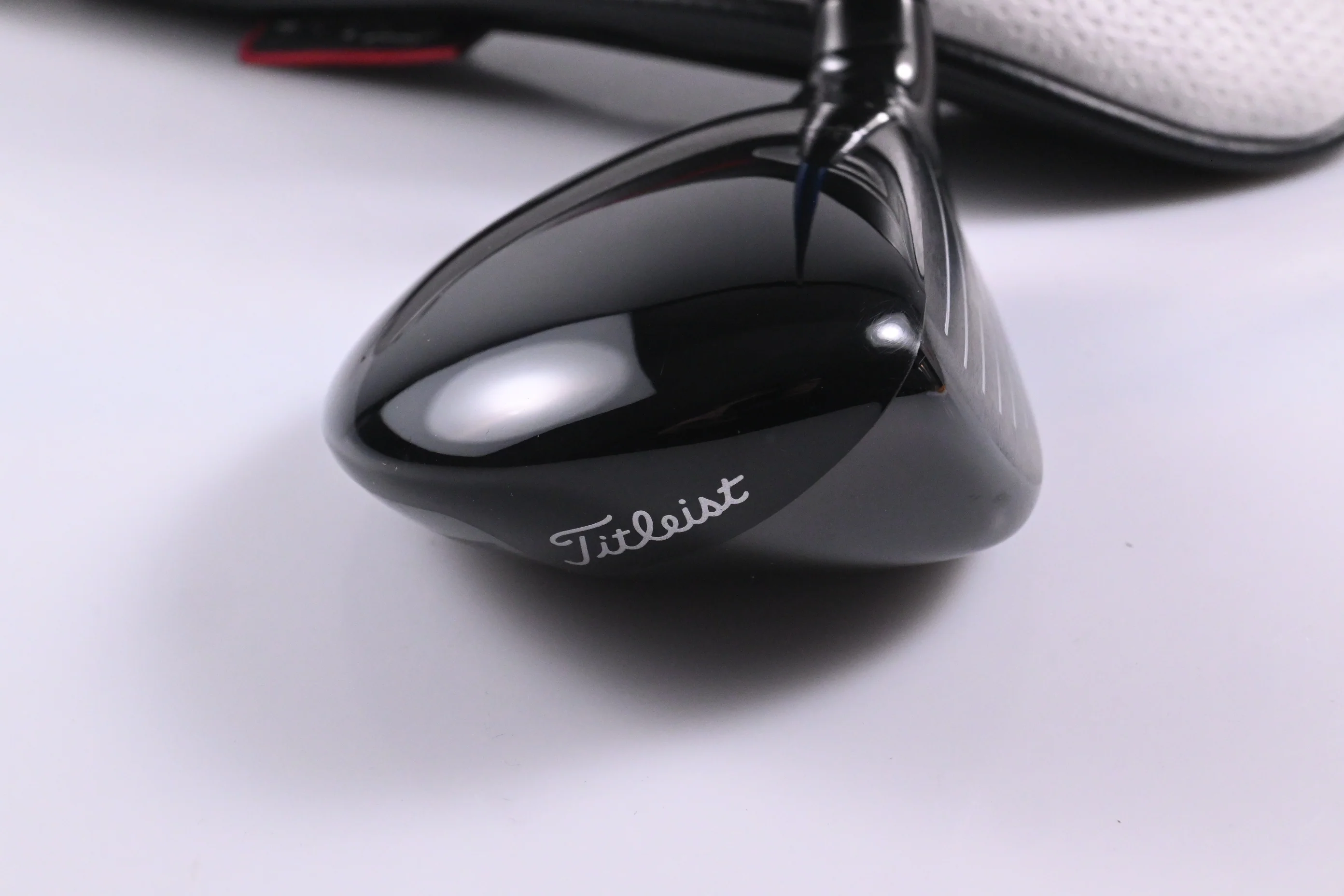 Titleist GT1 #5 Hybrid / 23 Degree / Regular Flex Graphite Design Tour AD HY-85 - Image 3