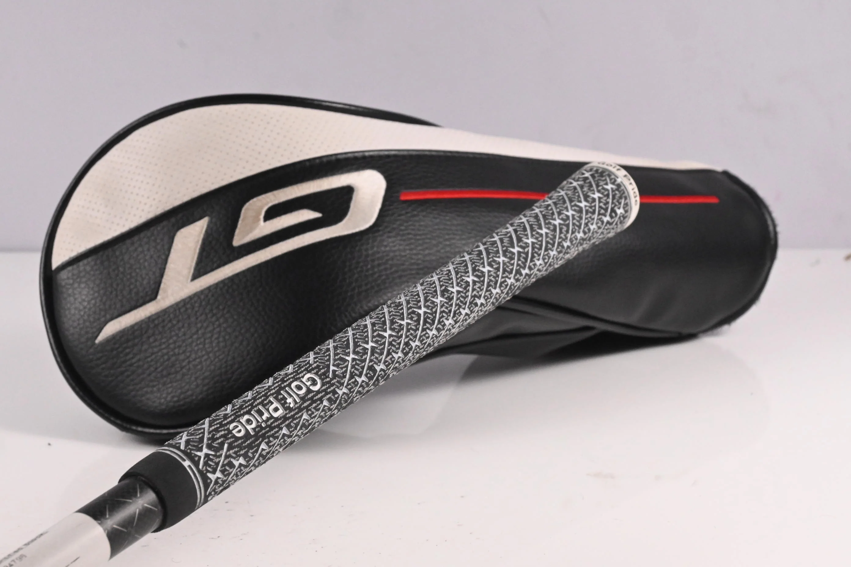 Titleist GT2 Driver / 10 Degree / Stiff Flex Tensei 1K Black 65 Shaft - Image 8
