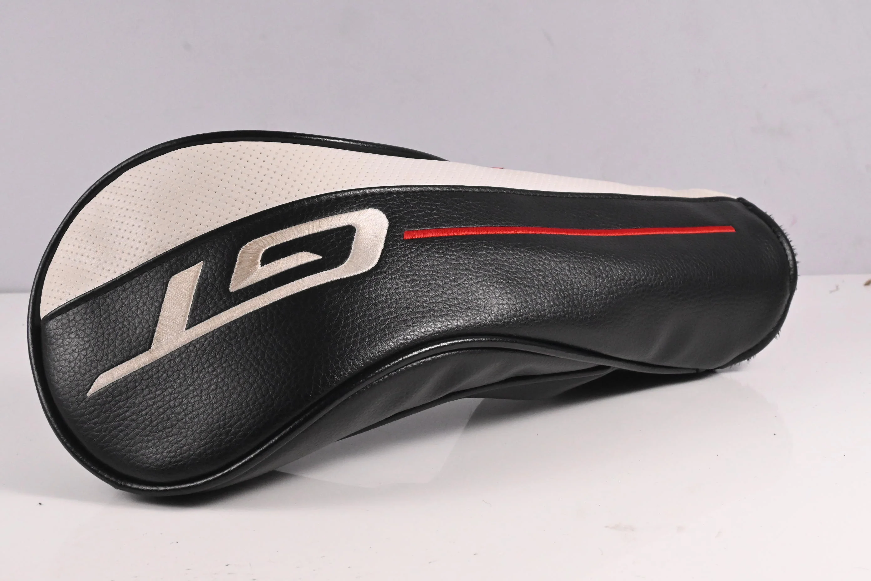 Titleist GT2 Driver / 10 Degree / Stiff Flex Tensei 1K Black 65 Shaft - Image 9