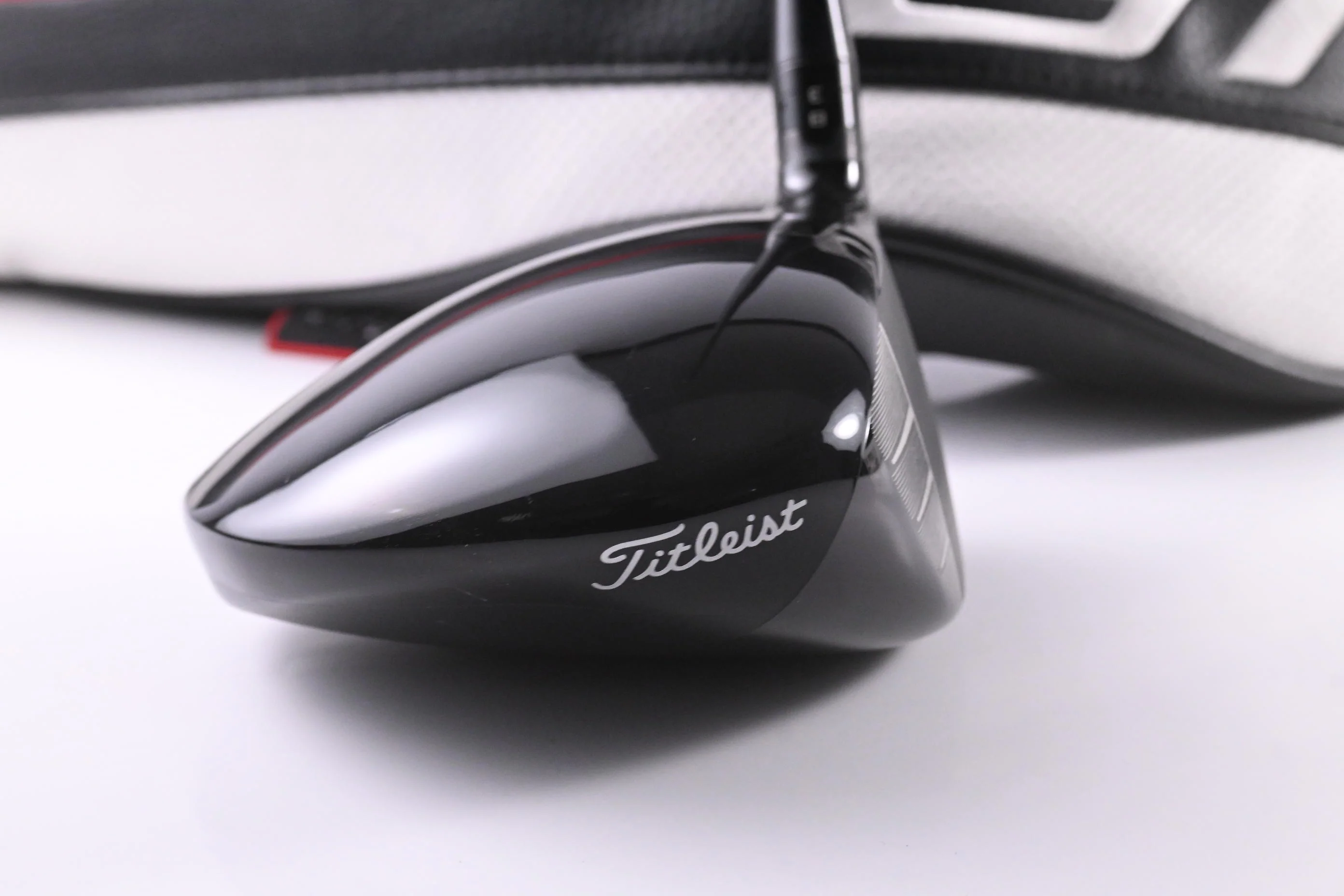 Titleist GT2 Driver / 10 Degree / Stiff Flex HZRDUS Black 60 Shaft - Image 3