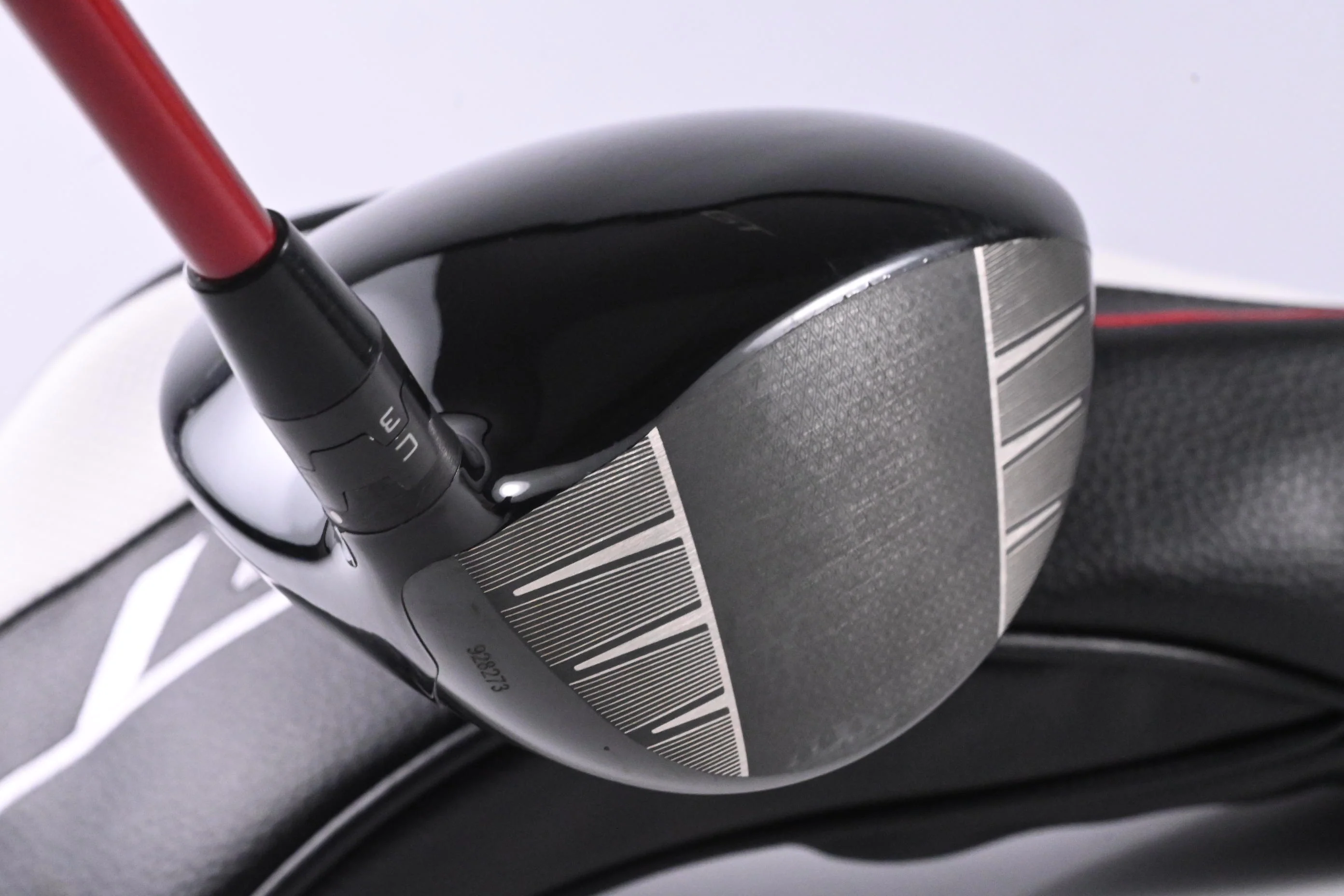 Left Hand Titleist GT2 Driver / 10 Degree / Stiff Flex Denali Red 50 Shaft - Image 4