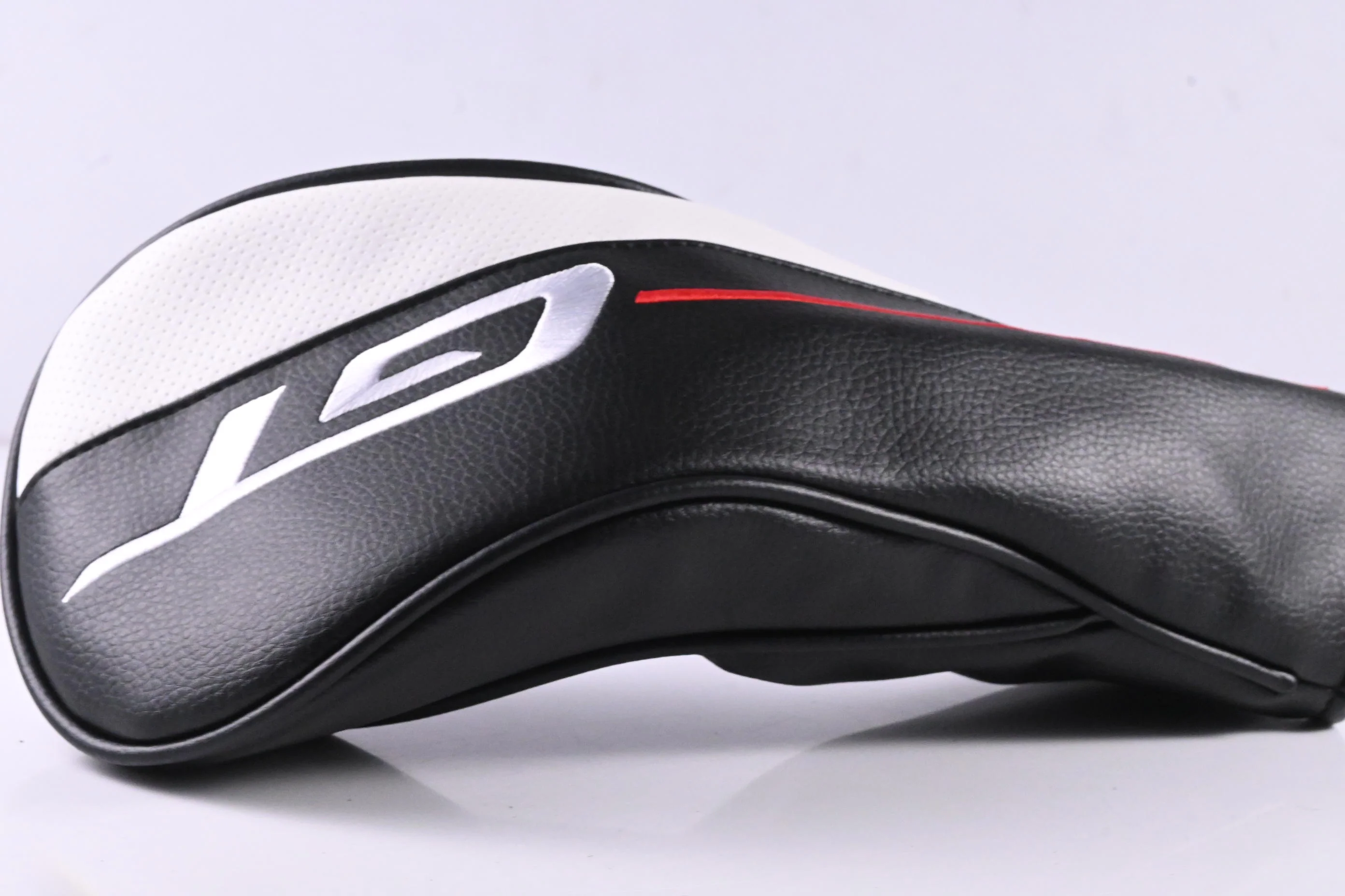 Left Hand Titleist GT2 Driver / 10 Degree / Stiff Flex Denali Red 50 Shaft - Image 9