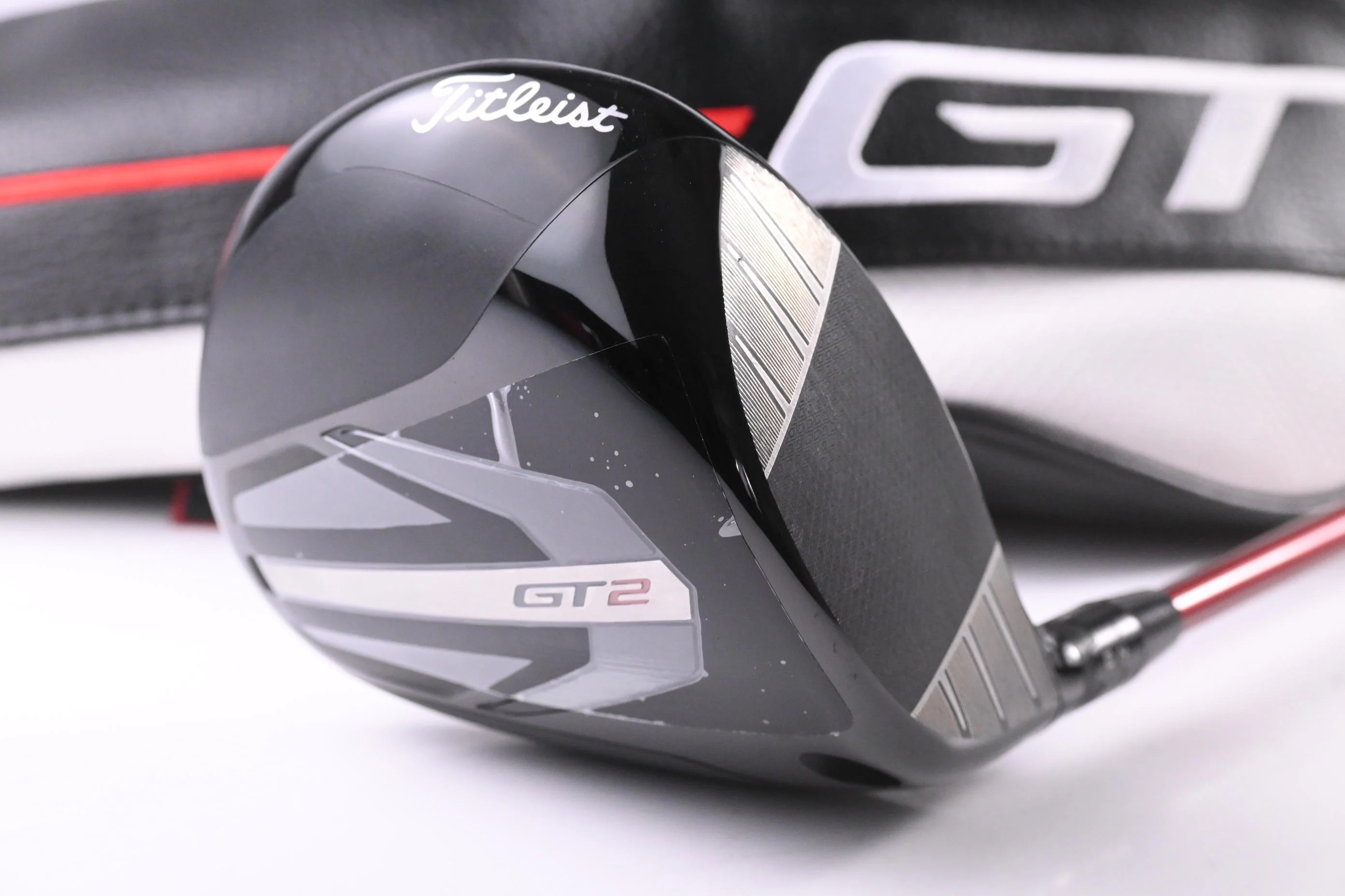 Titleist GT2 Driver / 9 Degree / Regular Flex Denali Red 50 Shaft